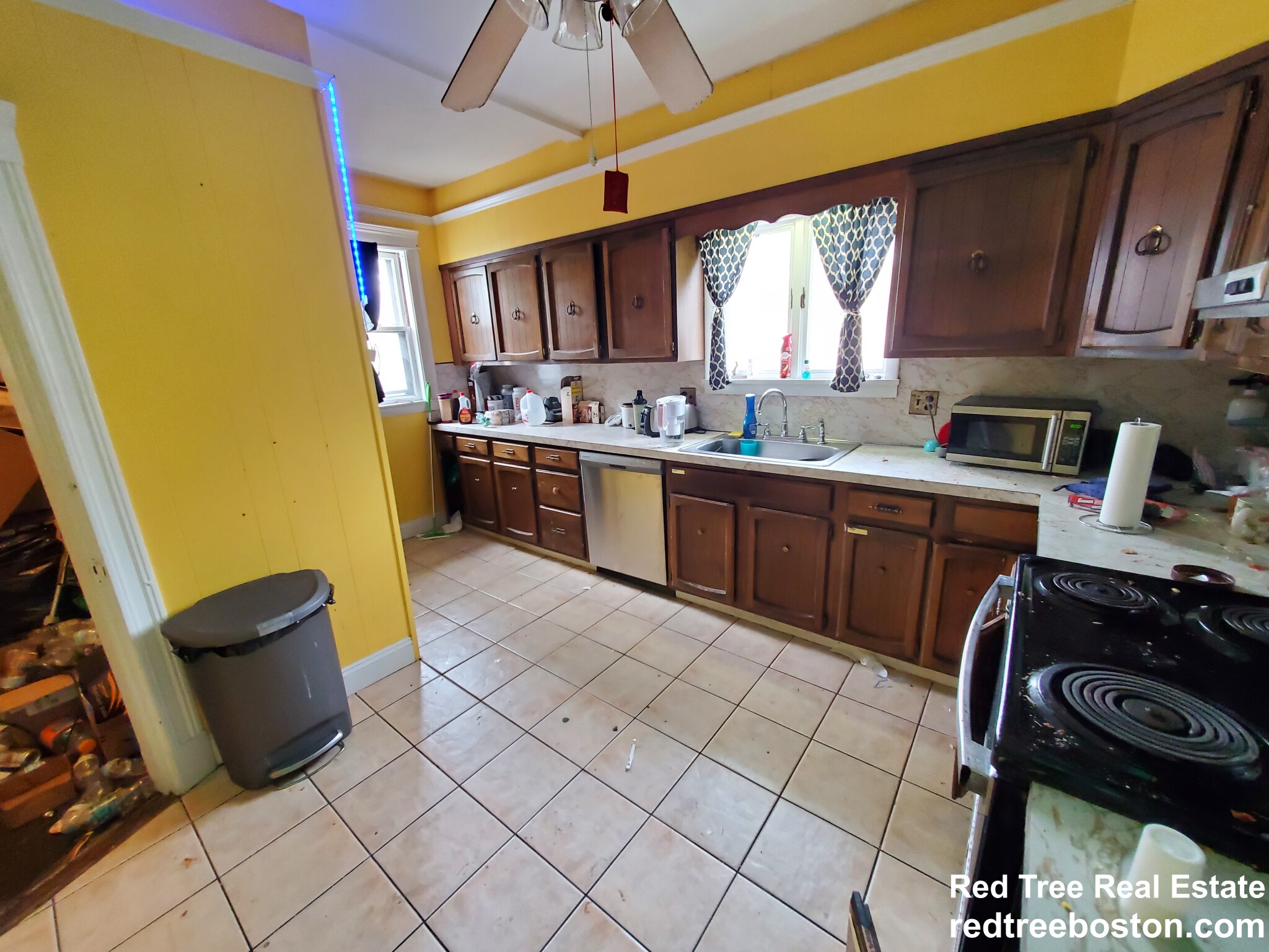 217 Boston Ave, Medford