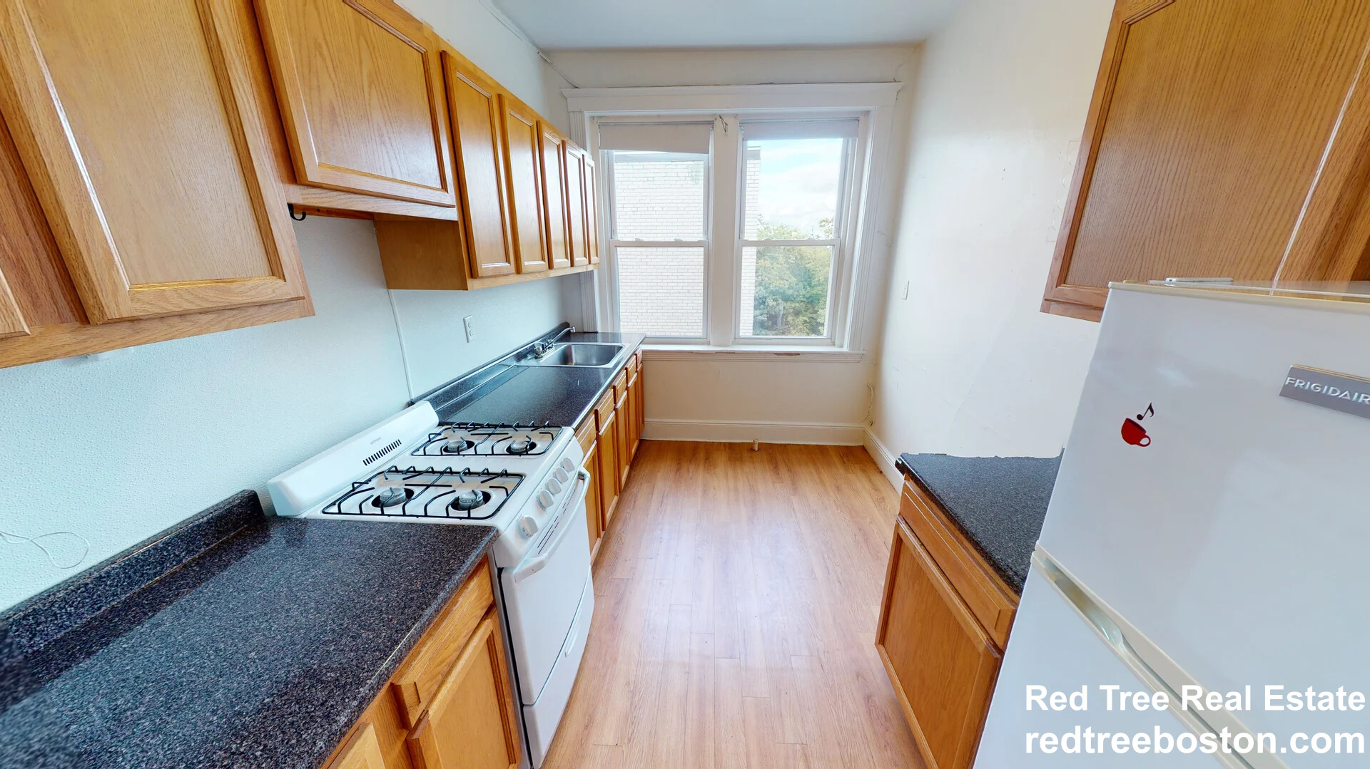 1810 Commonwealth Ave, Brighton