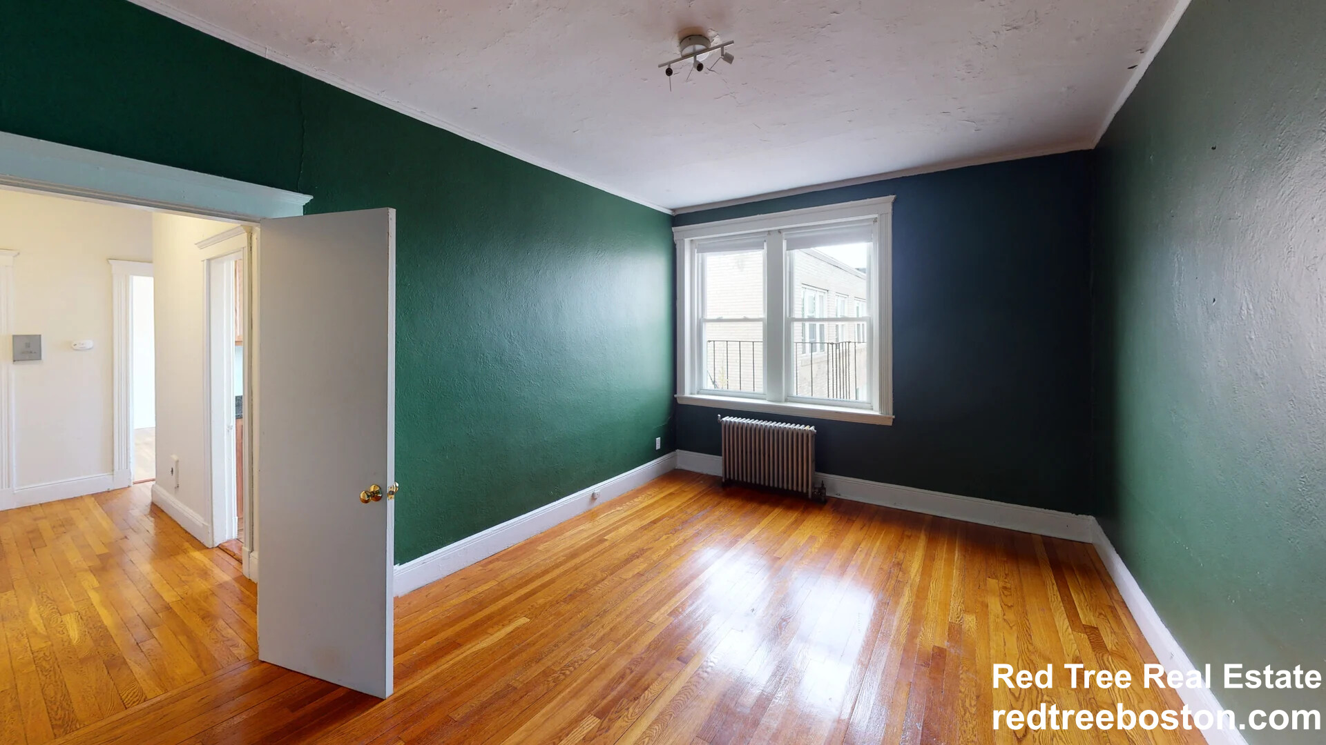 1810 Commonwealth Ave, Brighton