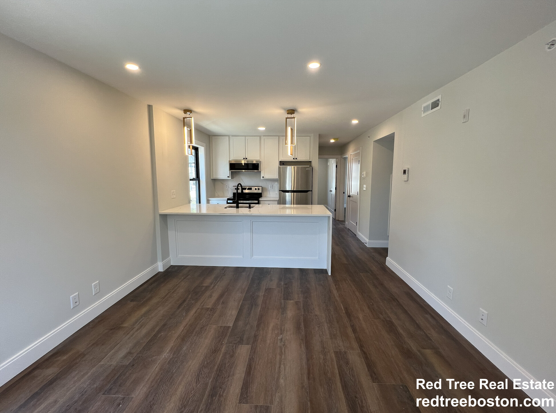 35 Hunnewell Ave, Brighton