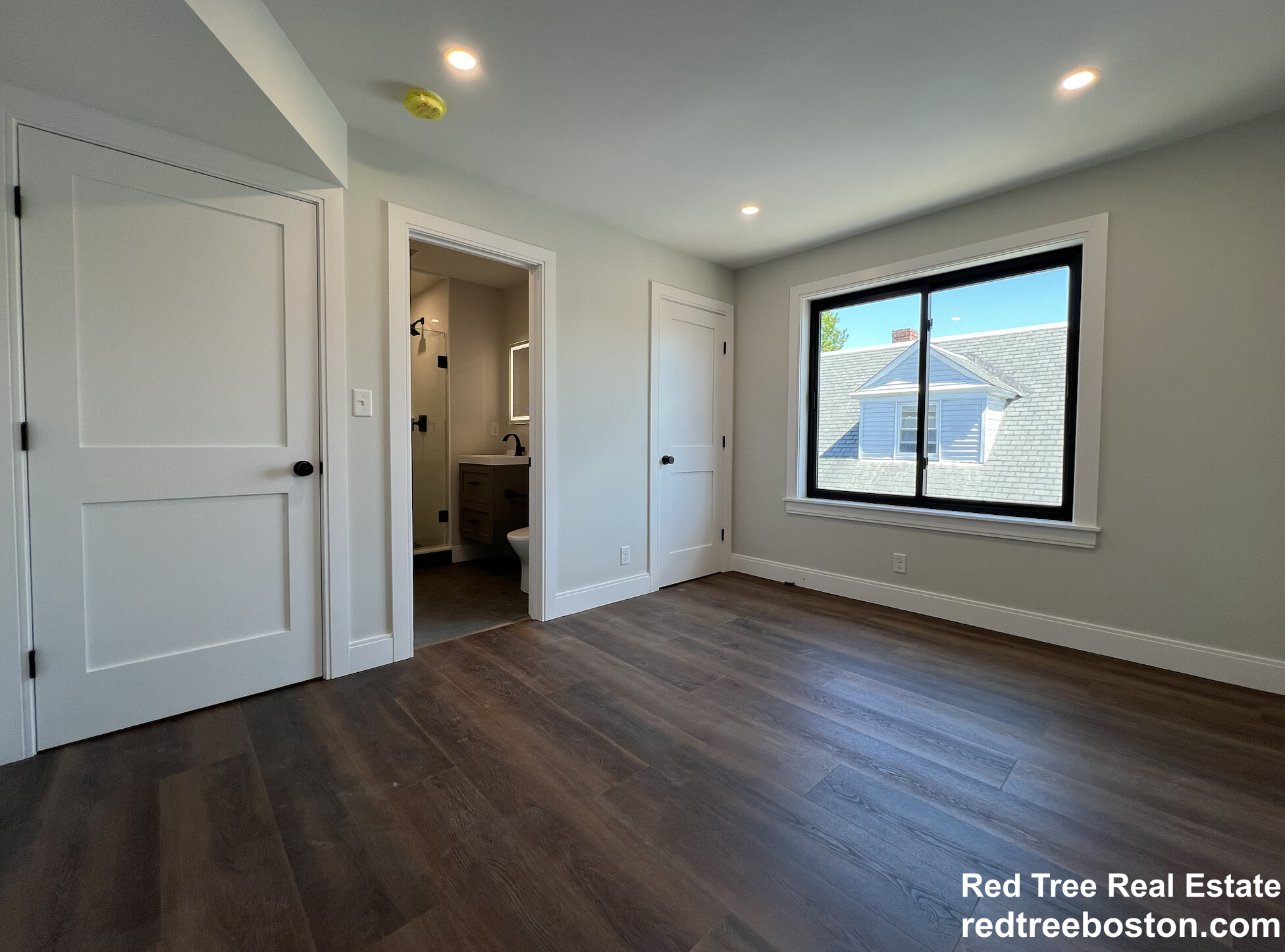 35 Hunnewell Ave, Brighton