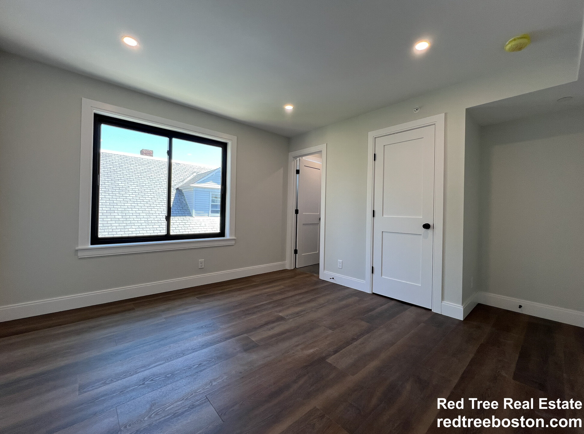 35 Hunnewell Ave, Brighton