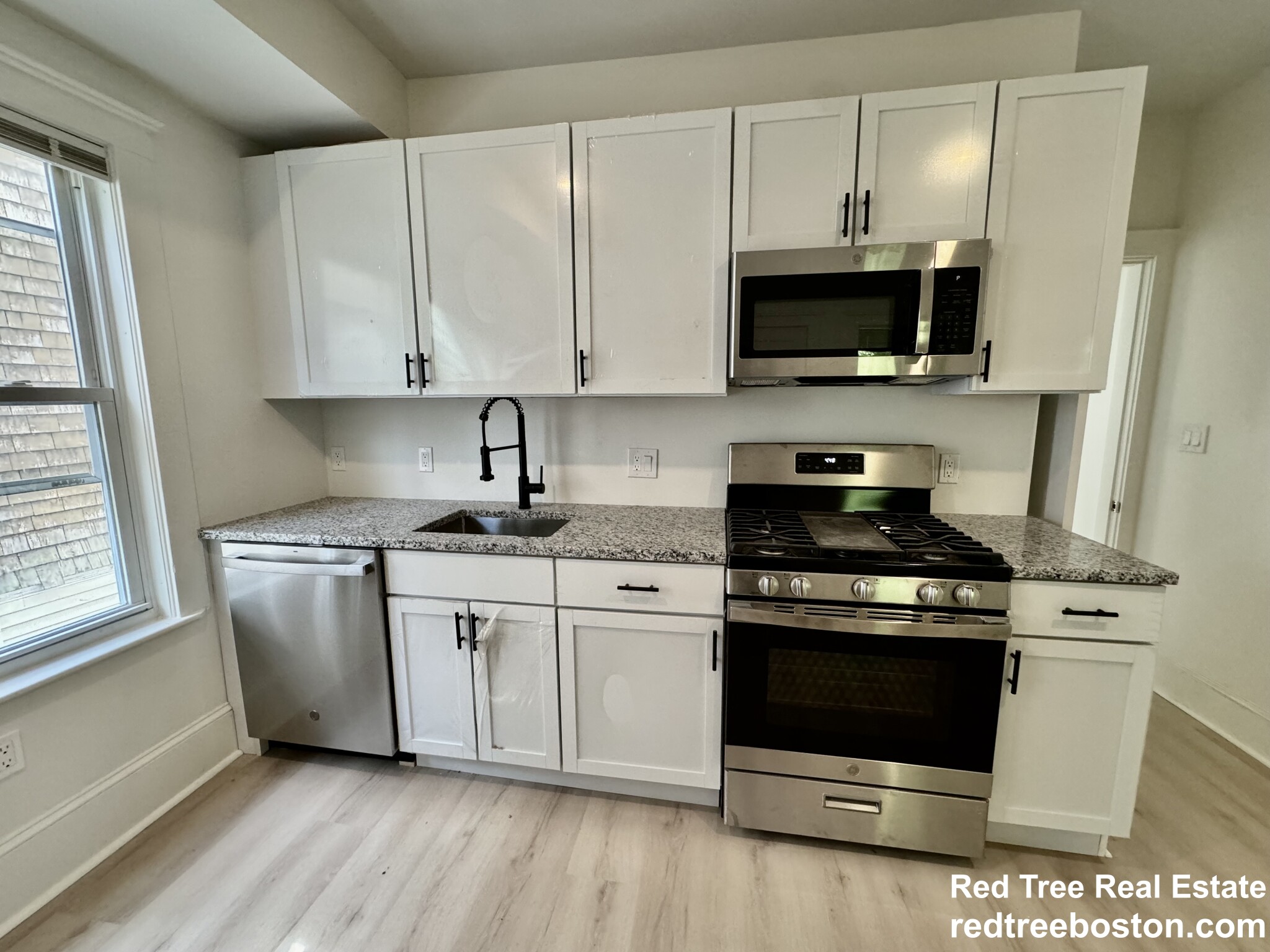 127 Eliot St, Chestnut Hill