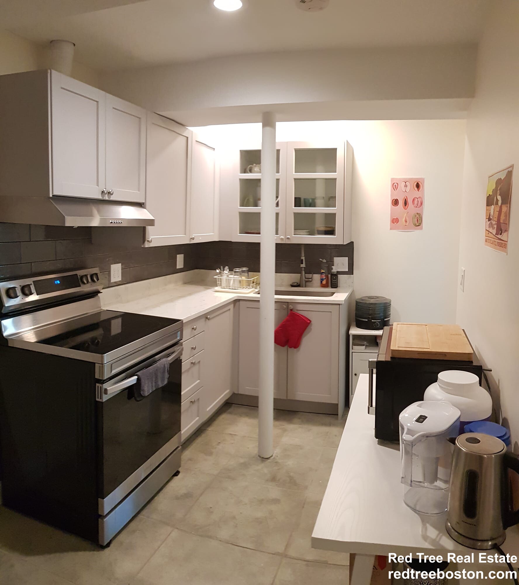 18 Senator Bolling Circle, Dorchester