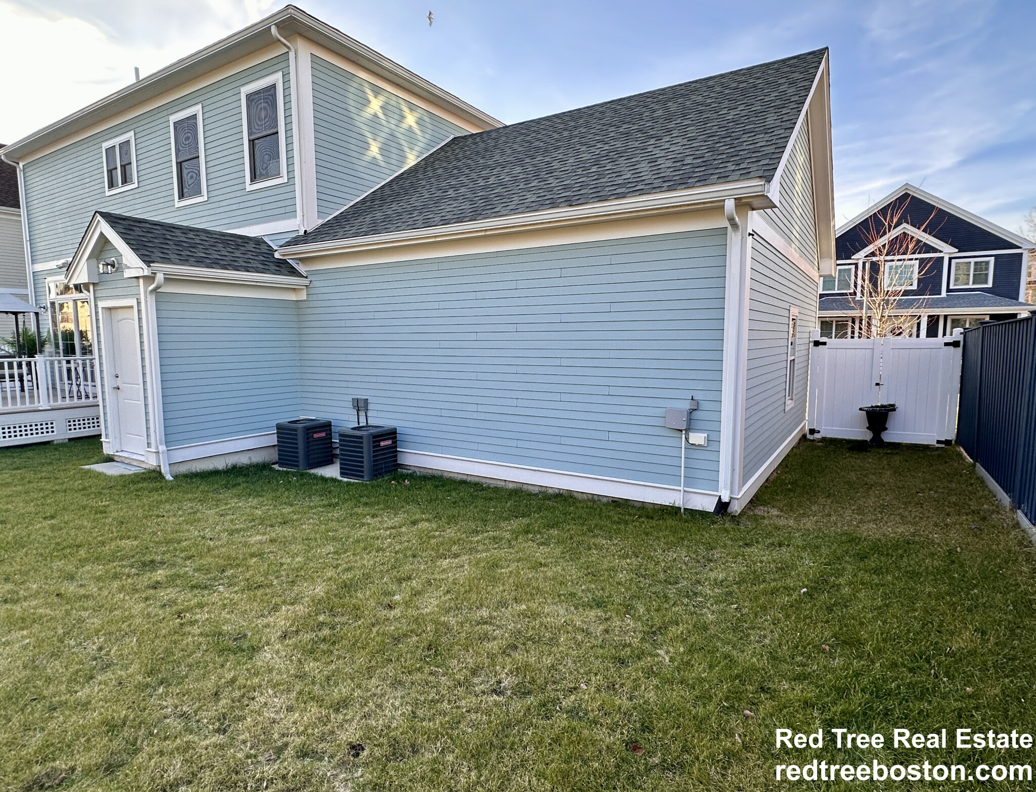 18 Senator Bolling Circle, Dorchester