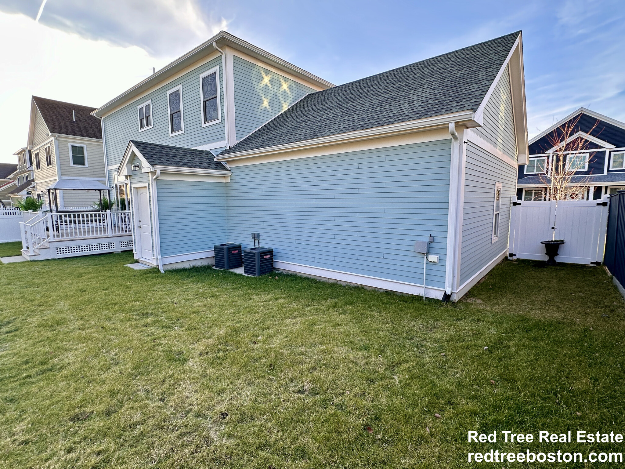 18 Senator Bolling Circle, Dorchester