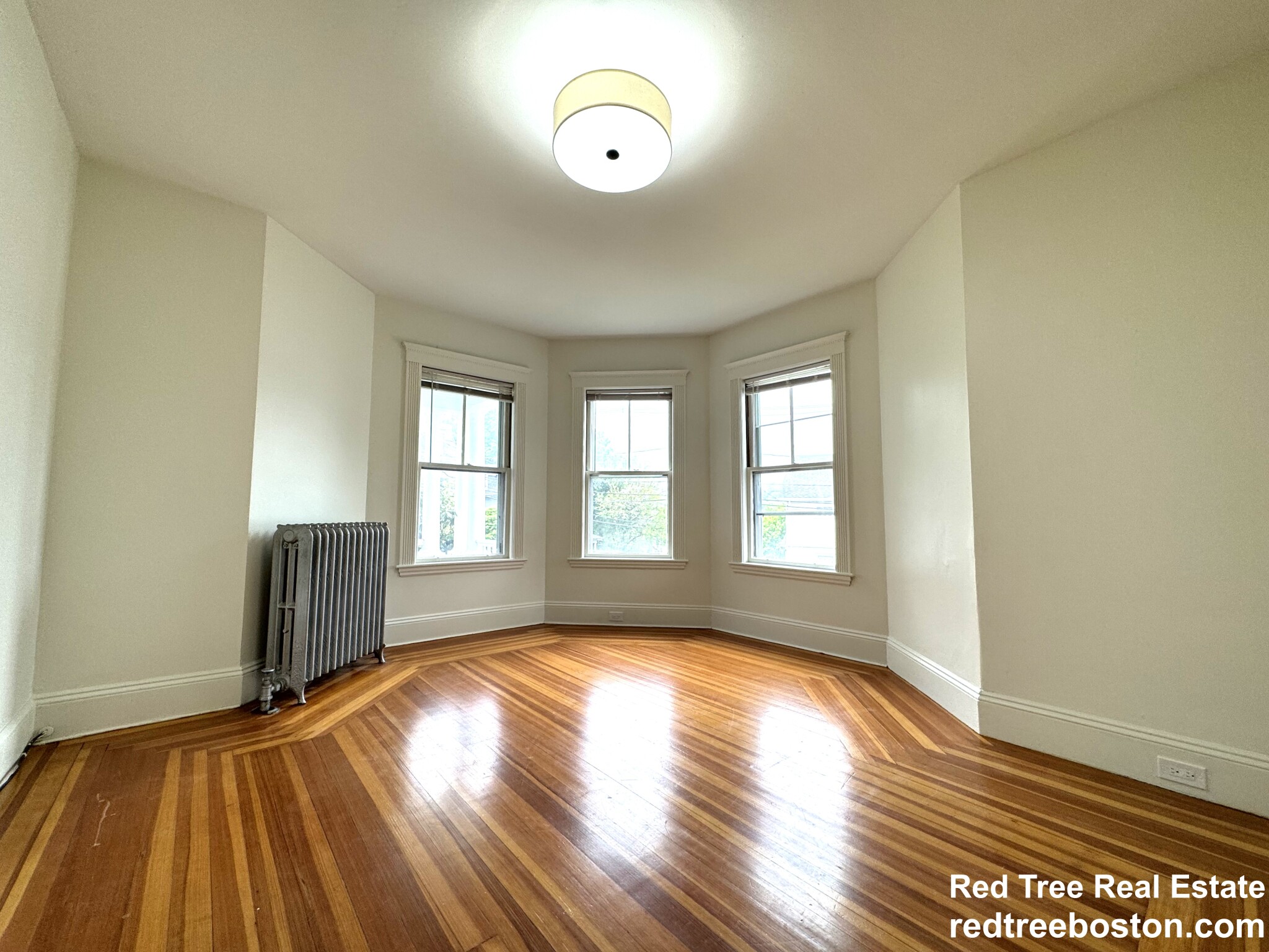 32 Bigelow St, Brighton