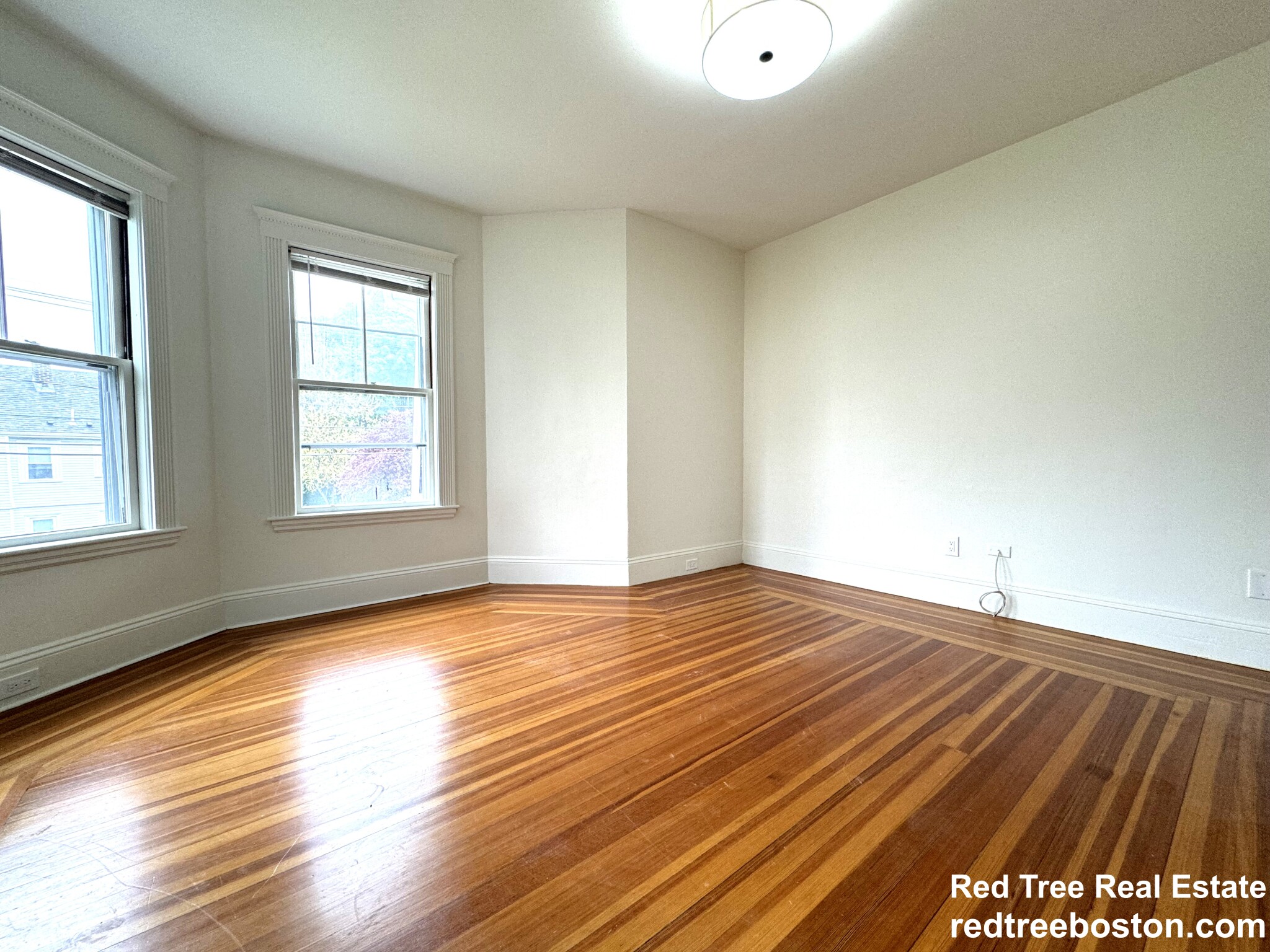 32 Bigelow St, Brighton