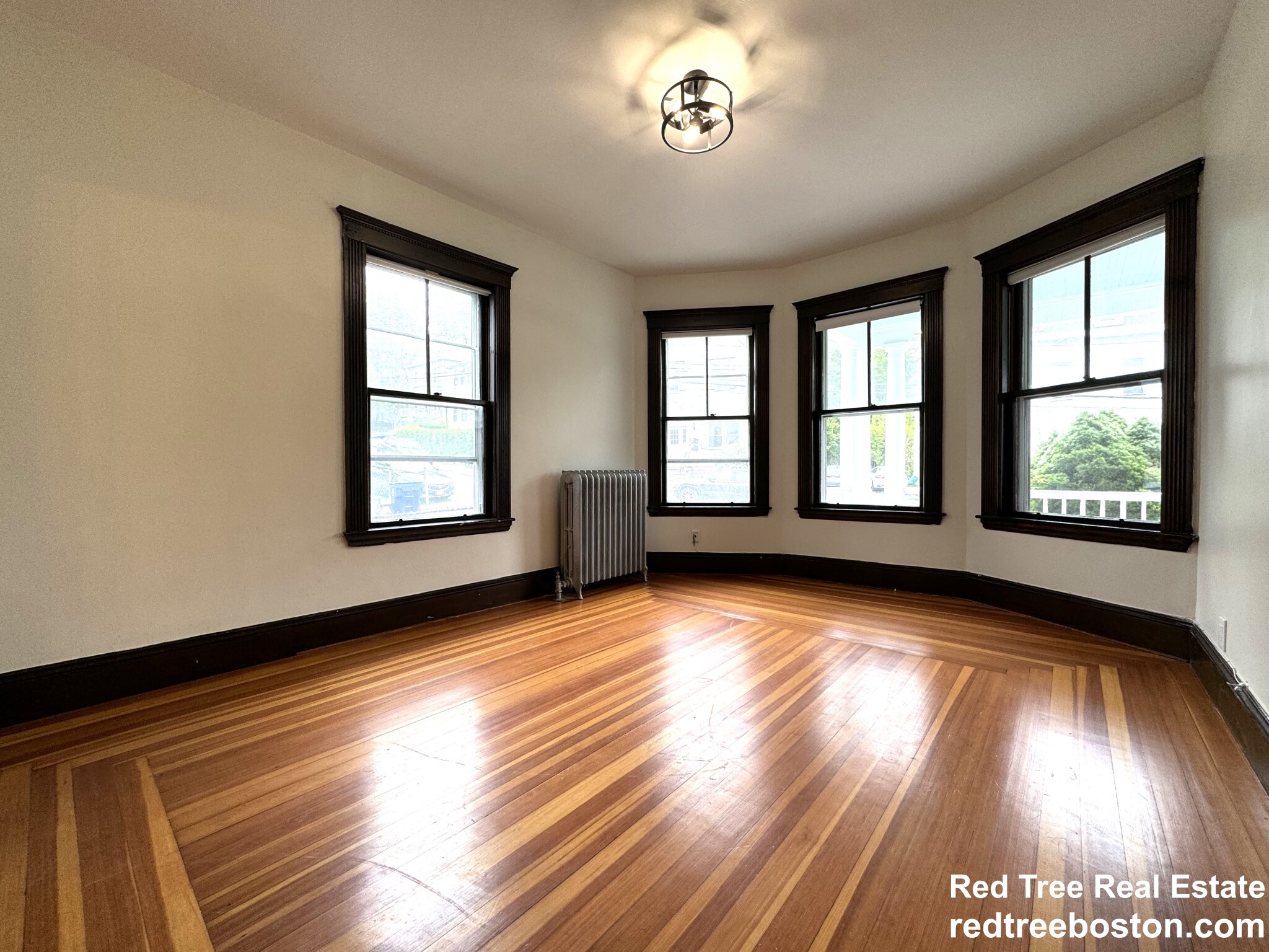 32 Bigelow St, Brighton