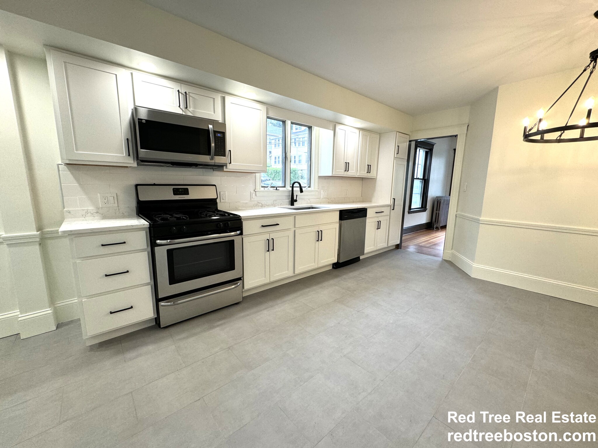 32 Bigelow St, Brighton