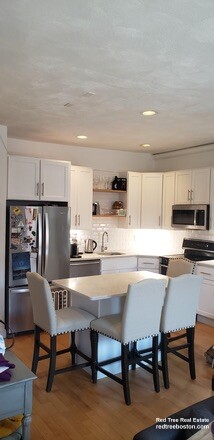 662 Massachusetts Ave, South End