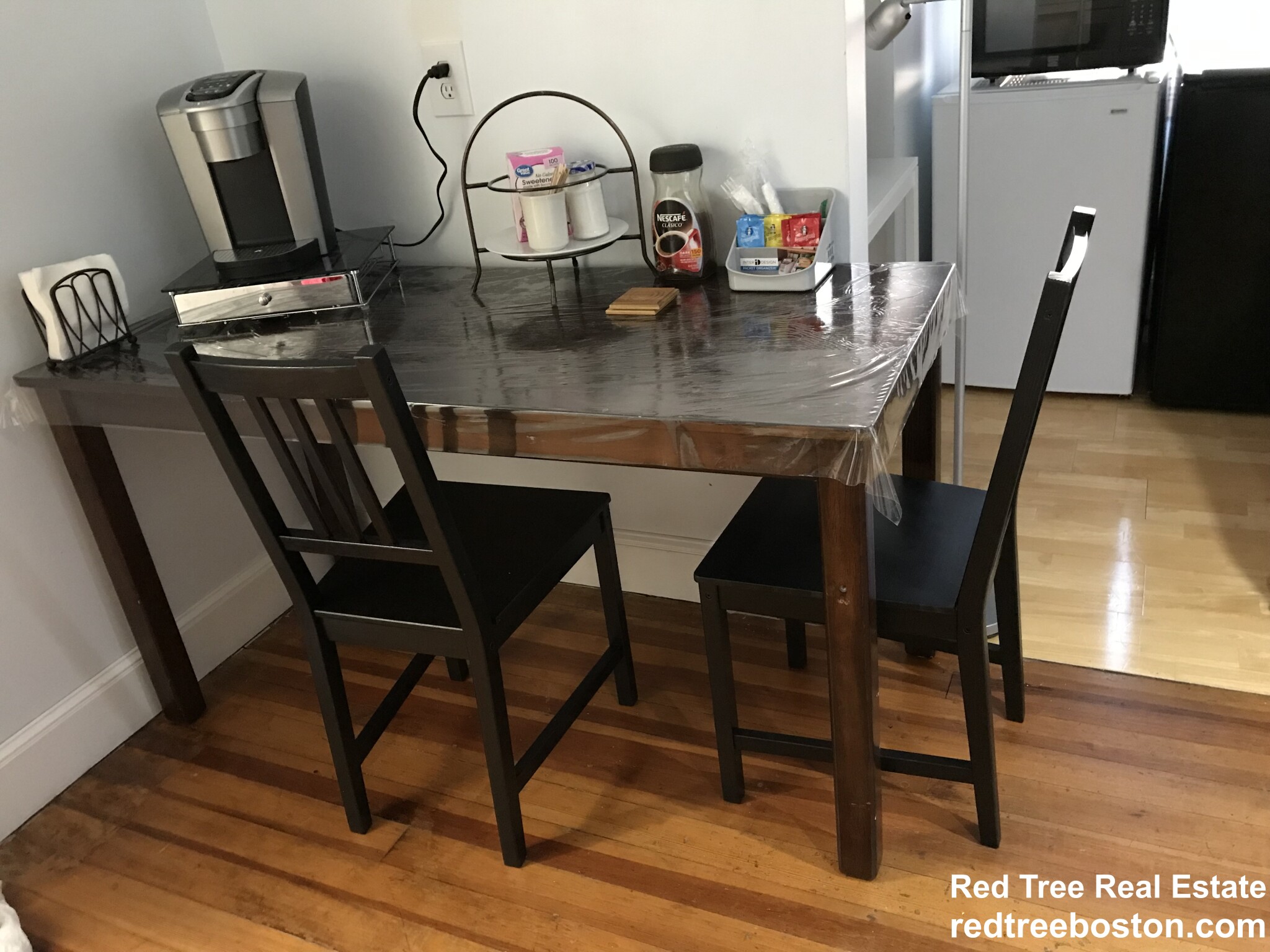 55 Woodcliff Rd, Newton Highlands