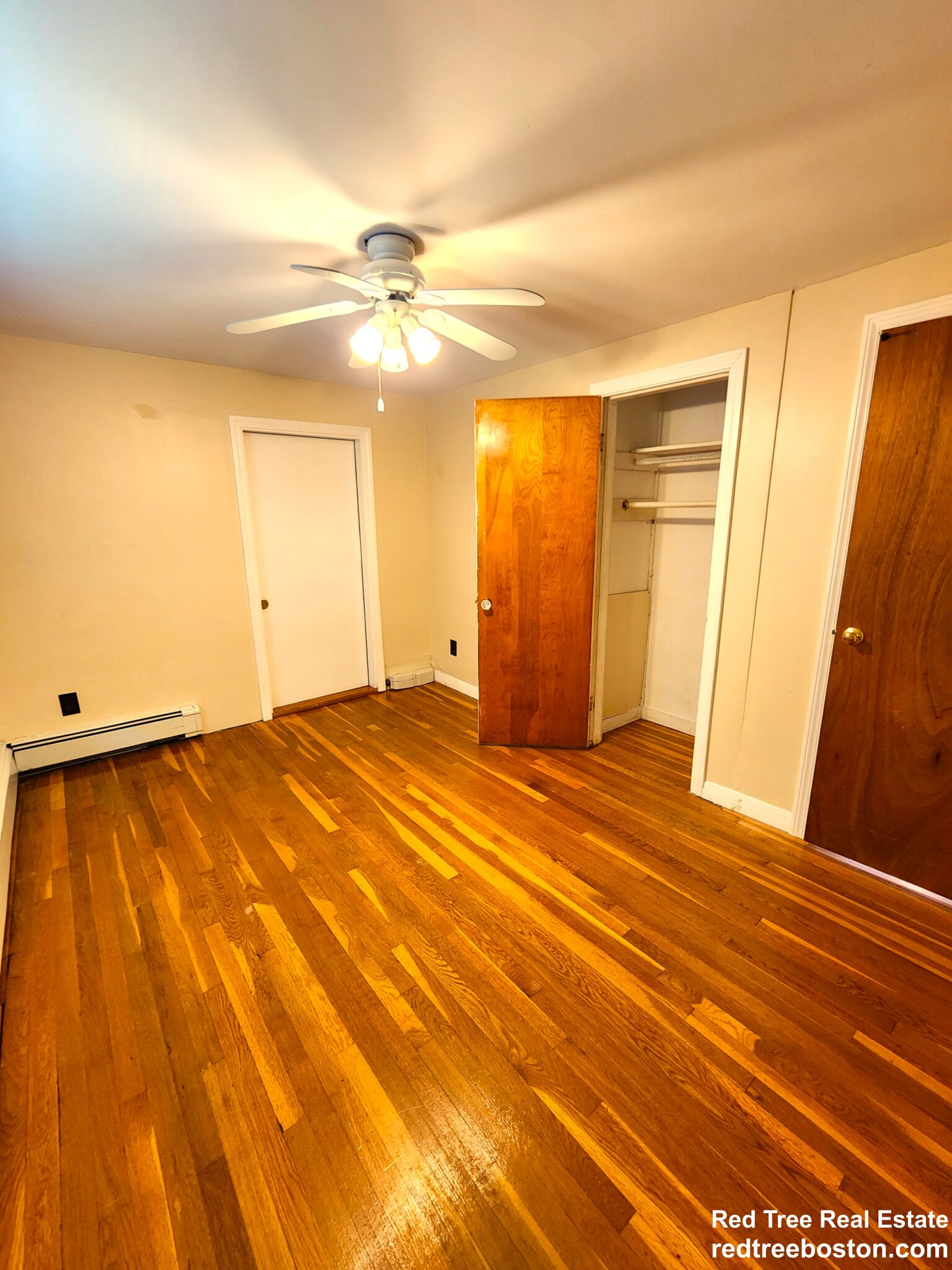 28 Baker St, Belmont