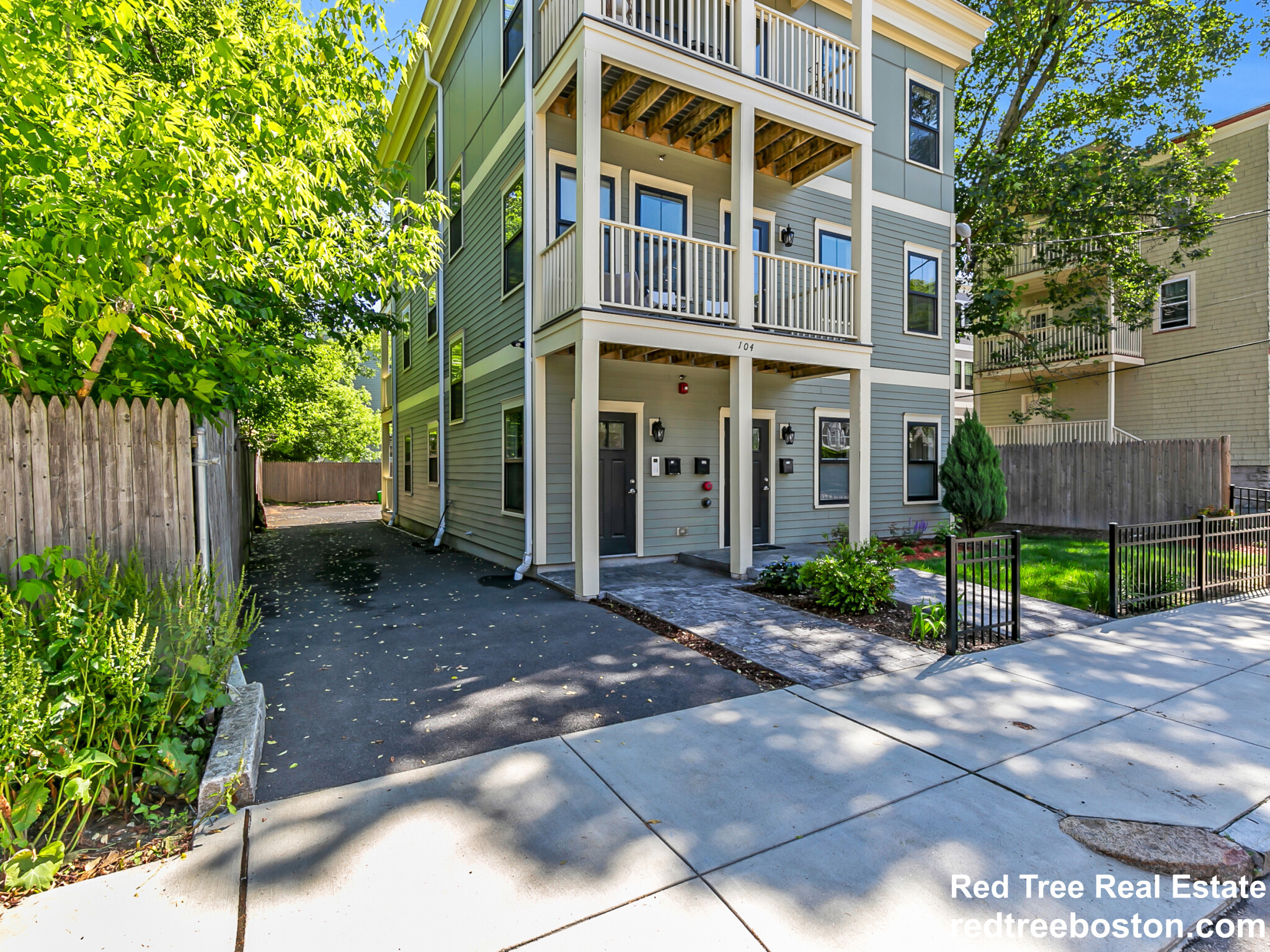 104 Brookley Rd, Jamaica Plain