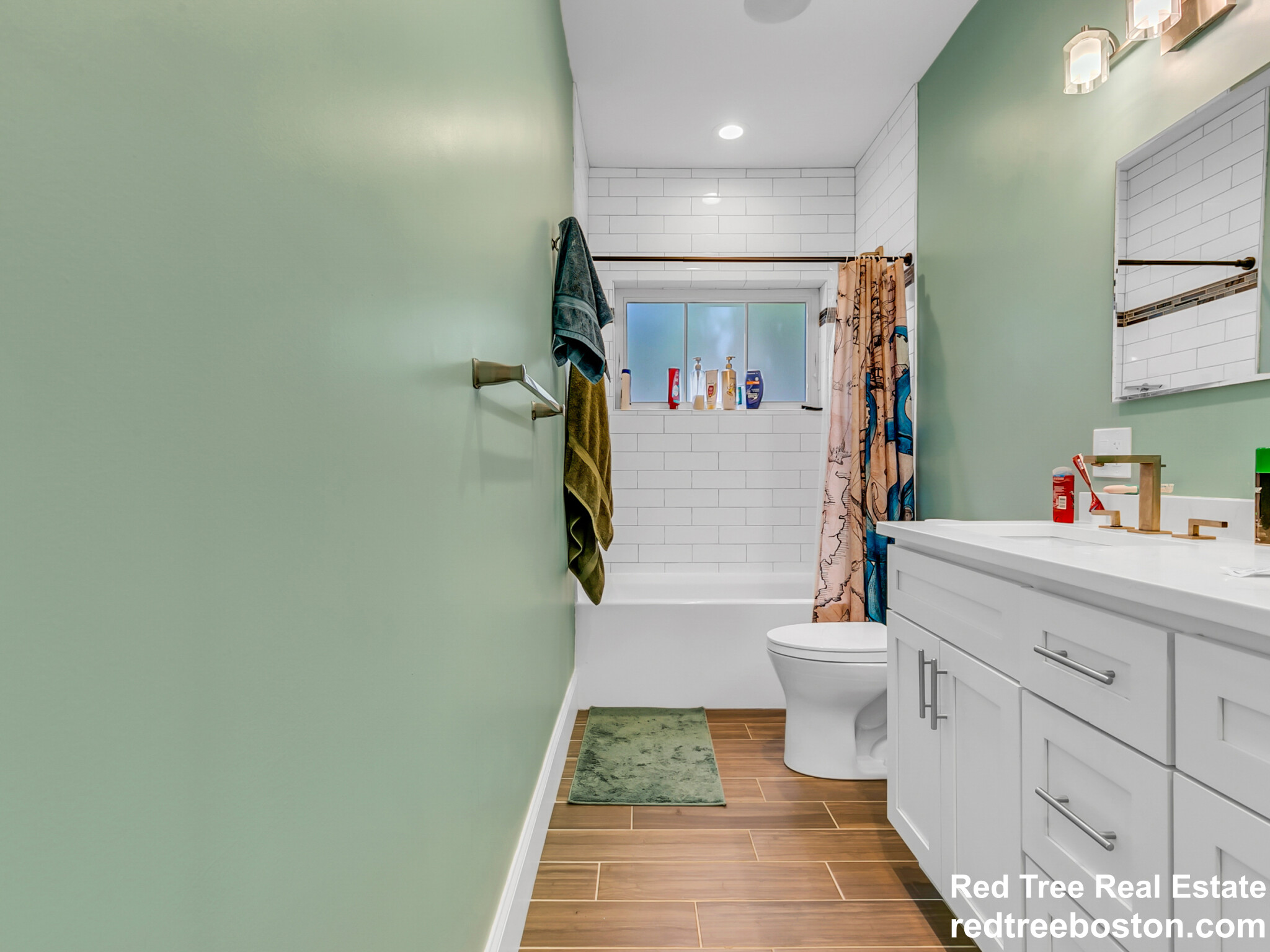 104 Brookley Rd, Jamaica Plain