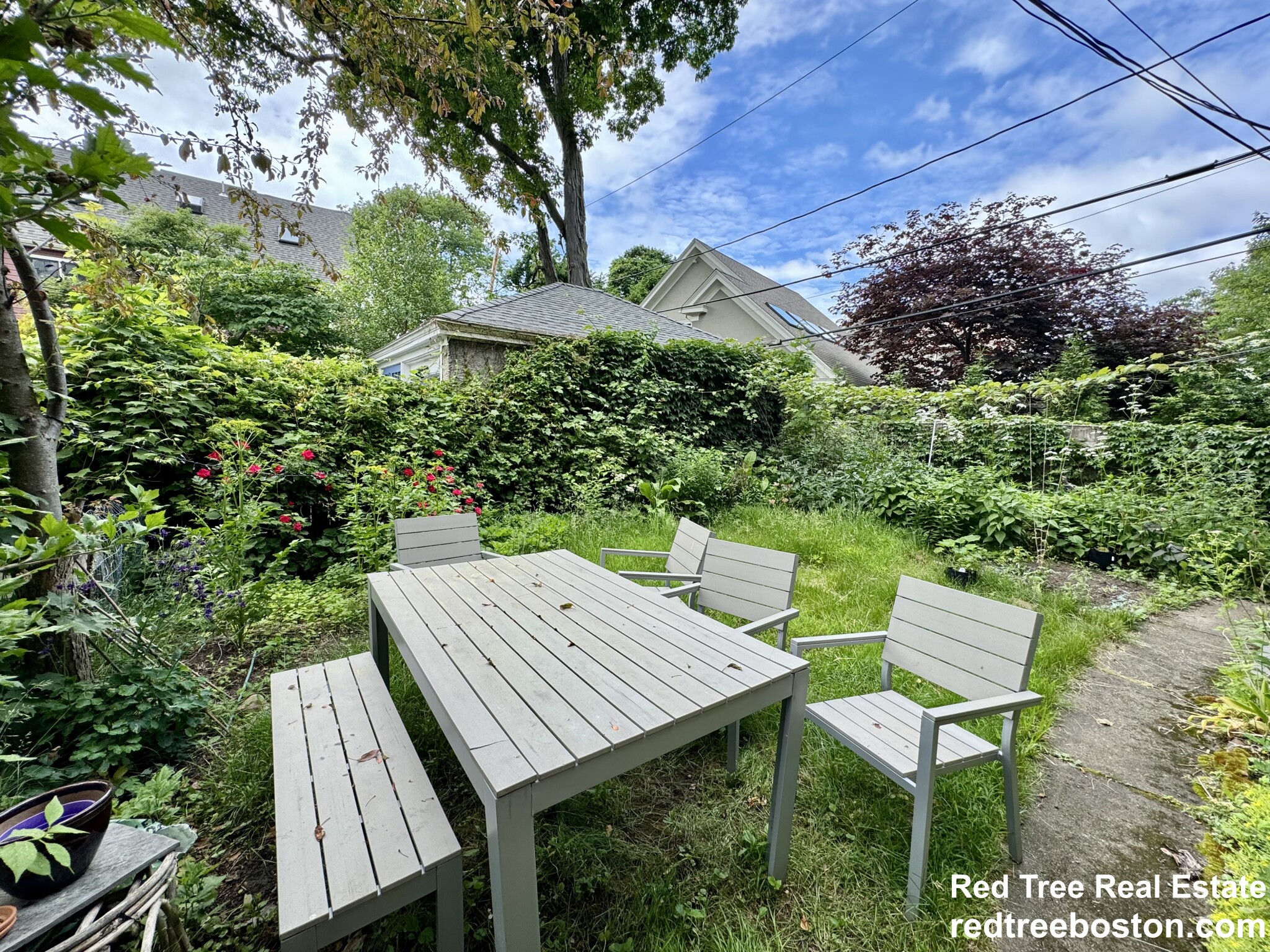 5 Regent Circle, Jamaica Plain