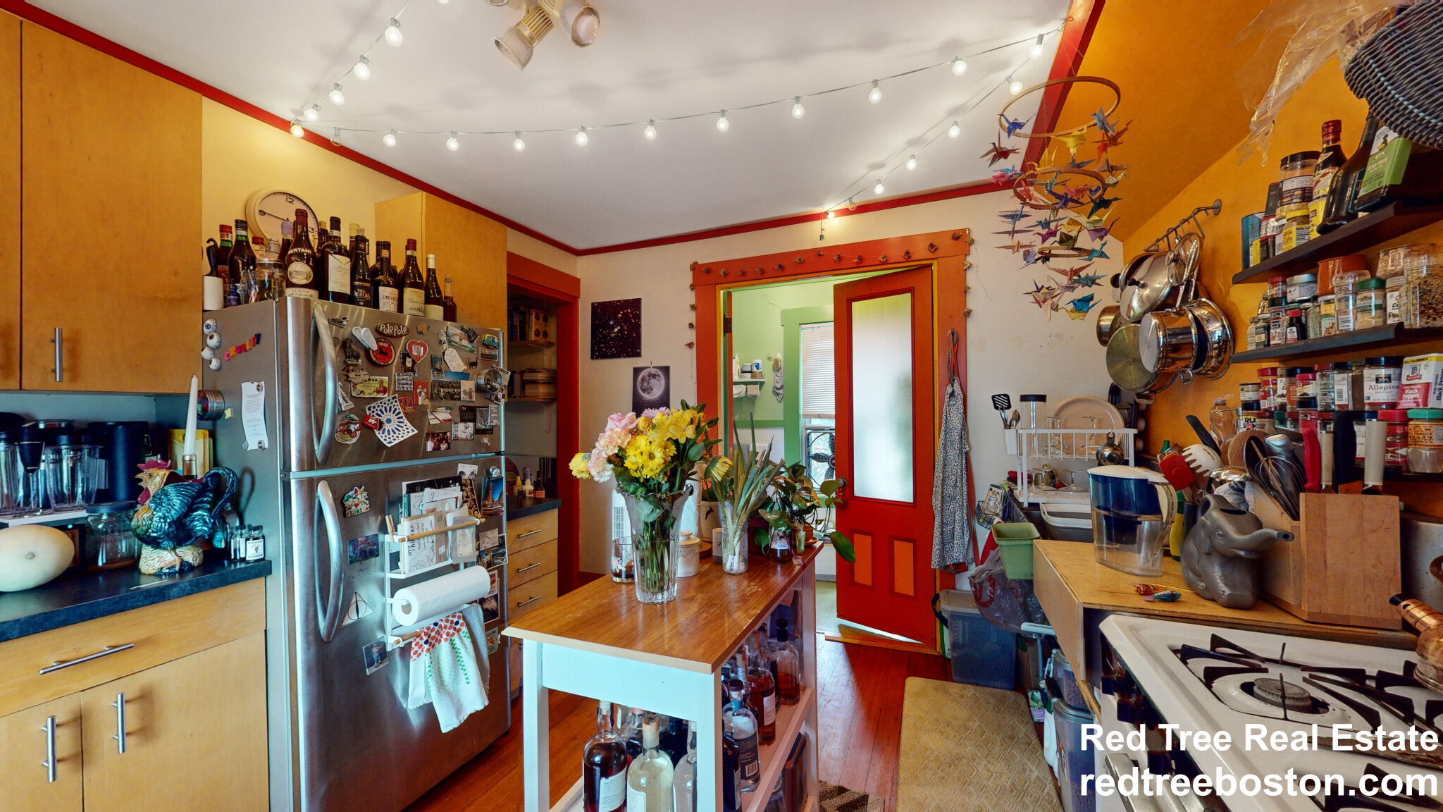 41 Elmore St, Roxbury