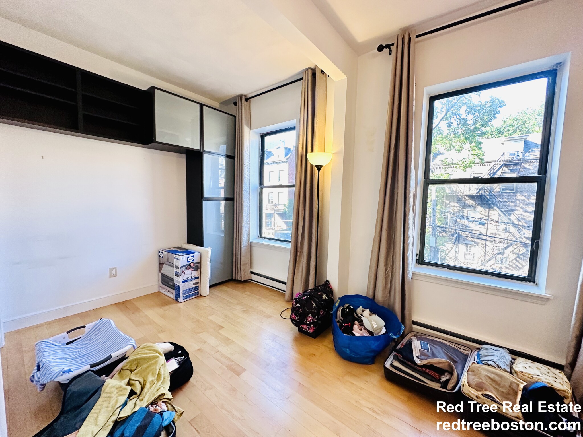 662 Massachusetts Ave, South End