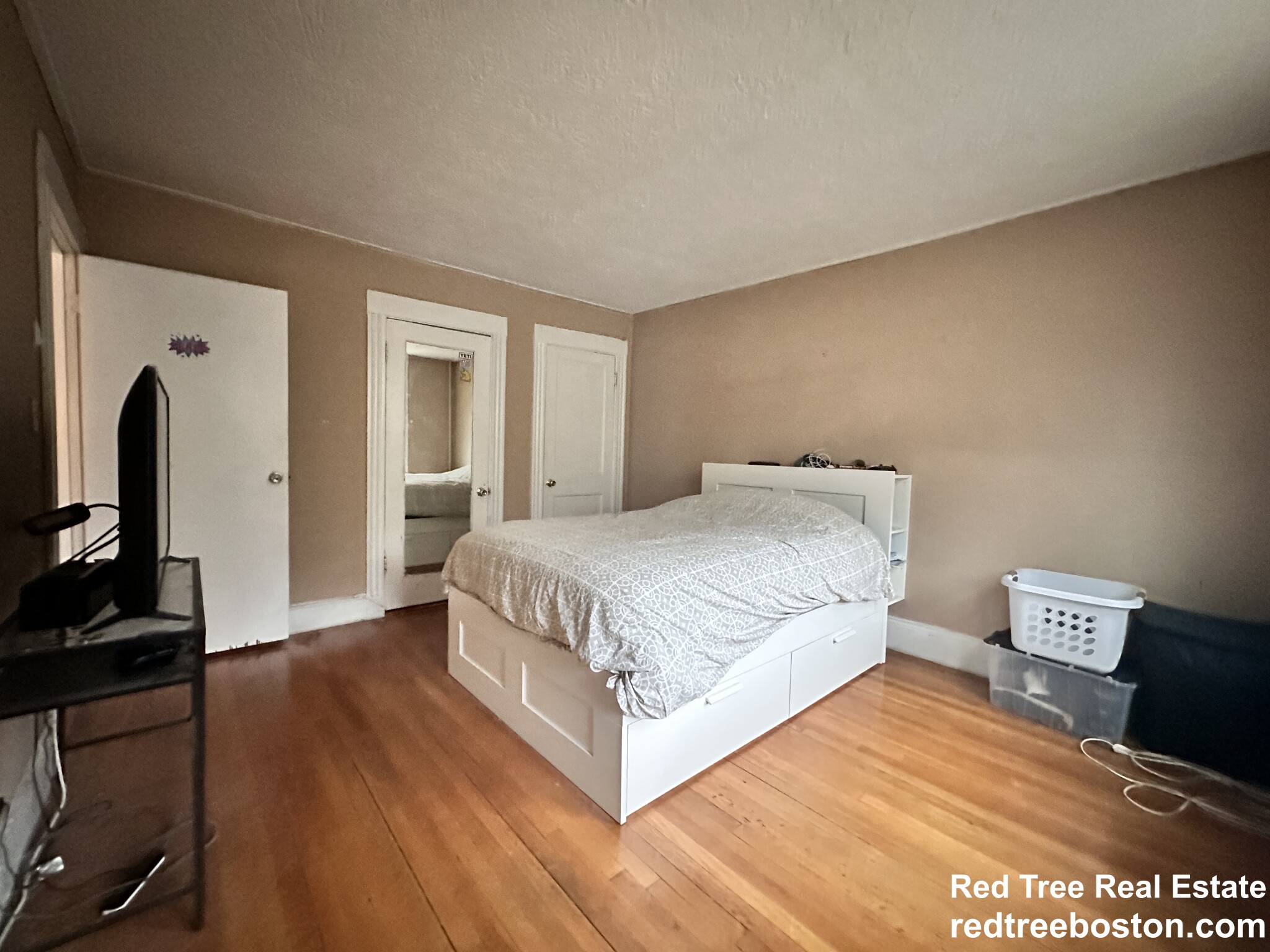 1722 Commonwealth Ave, Brighton