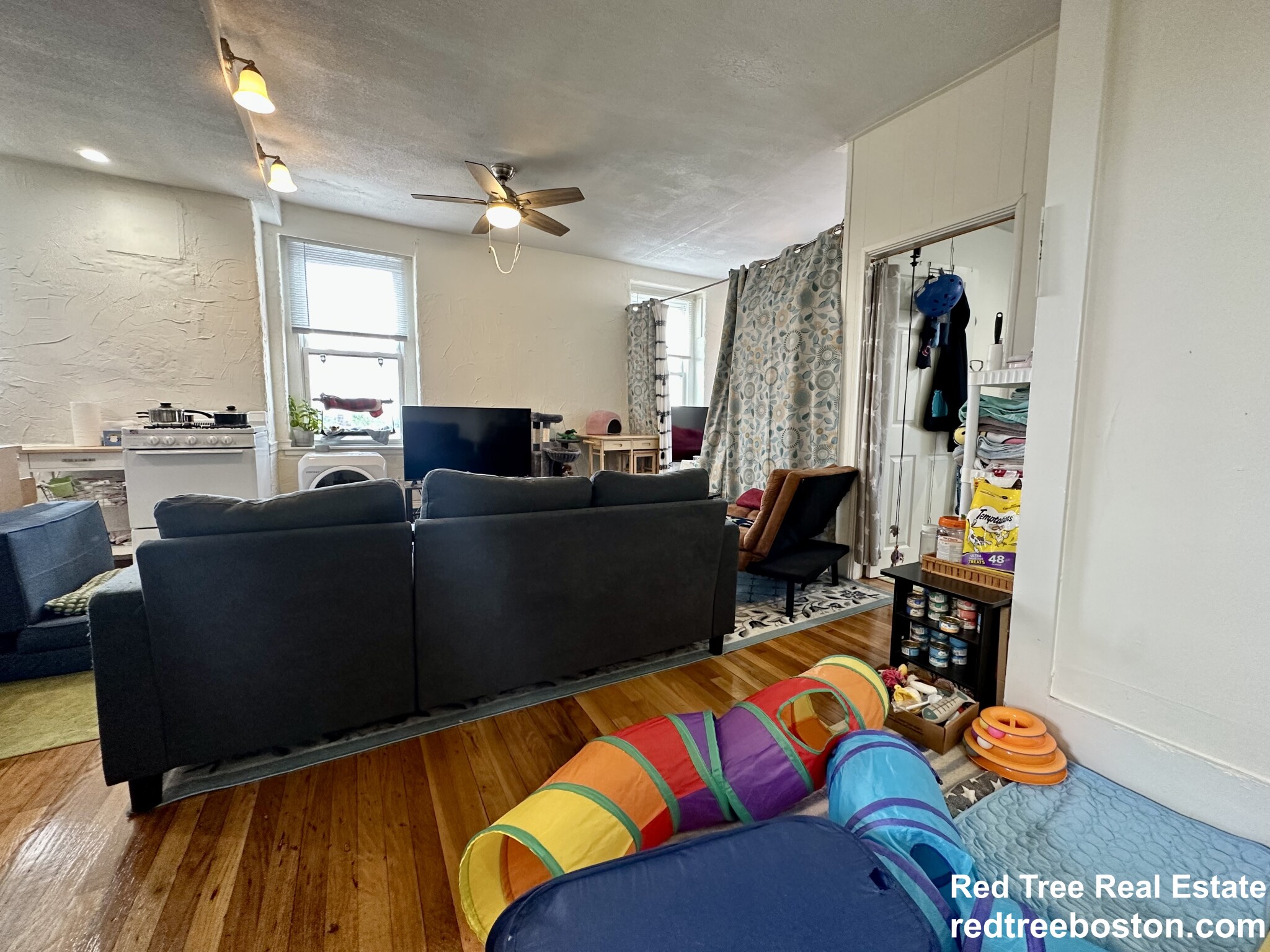 11 Highgate St, Allston