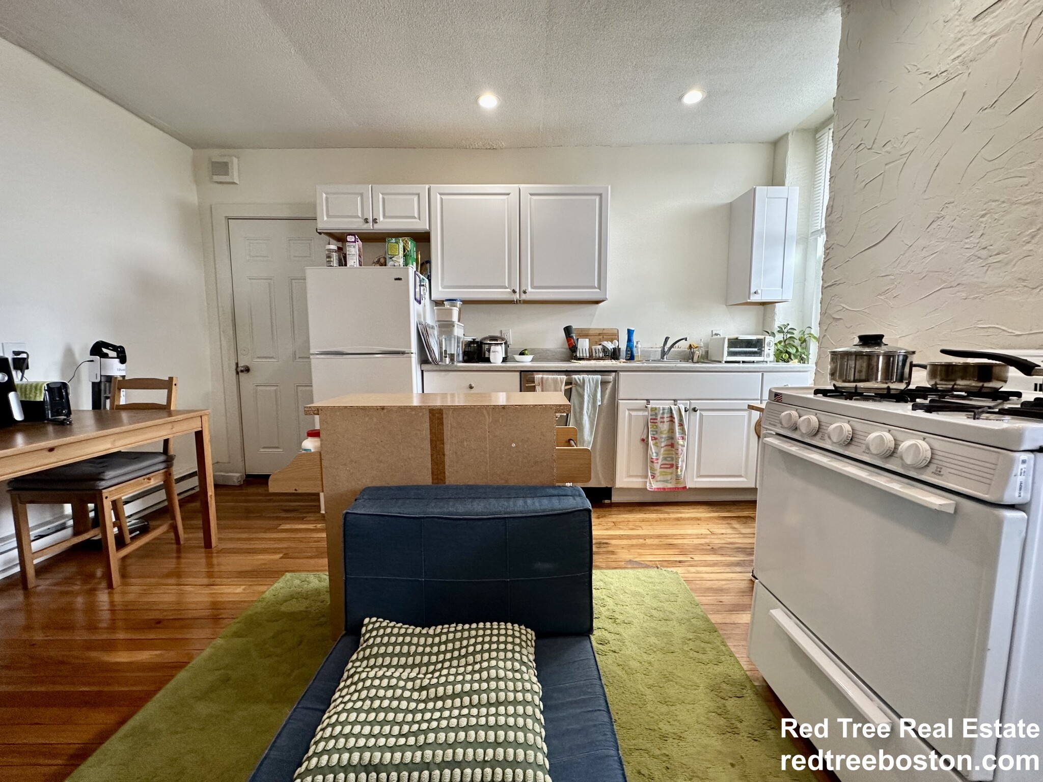 11 Highgate St, Allston