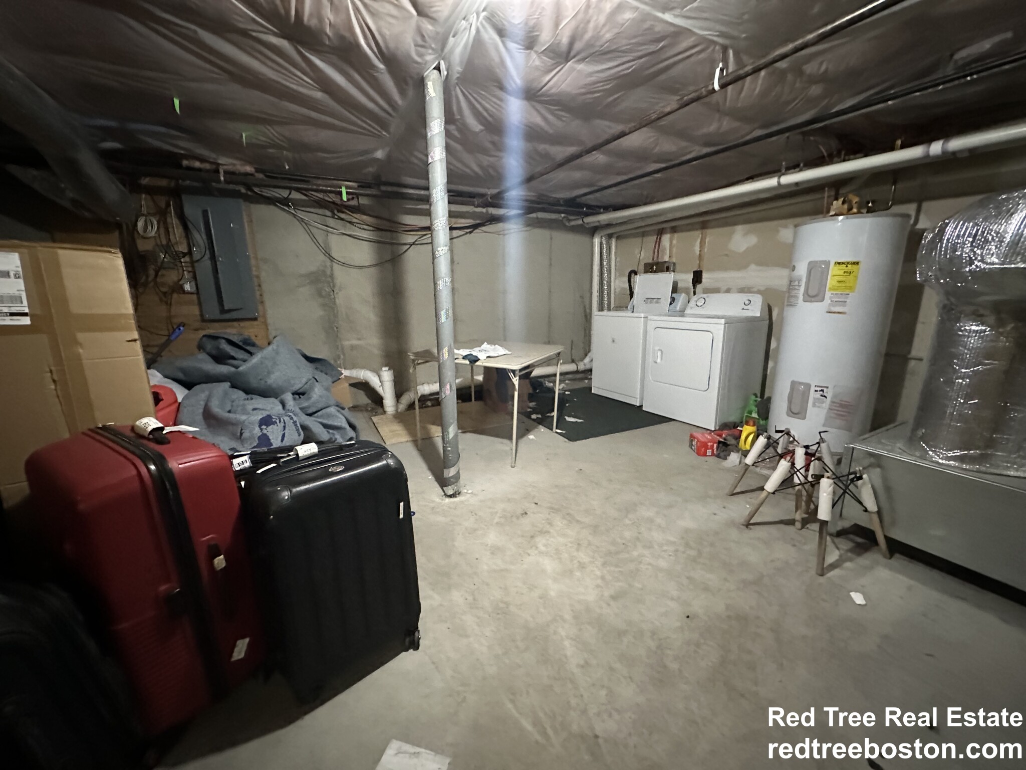 34 Raymond St, Allston