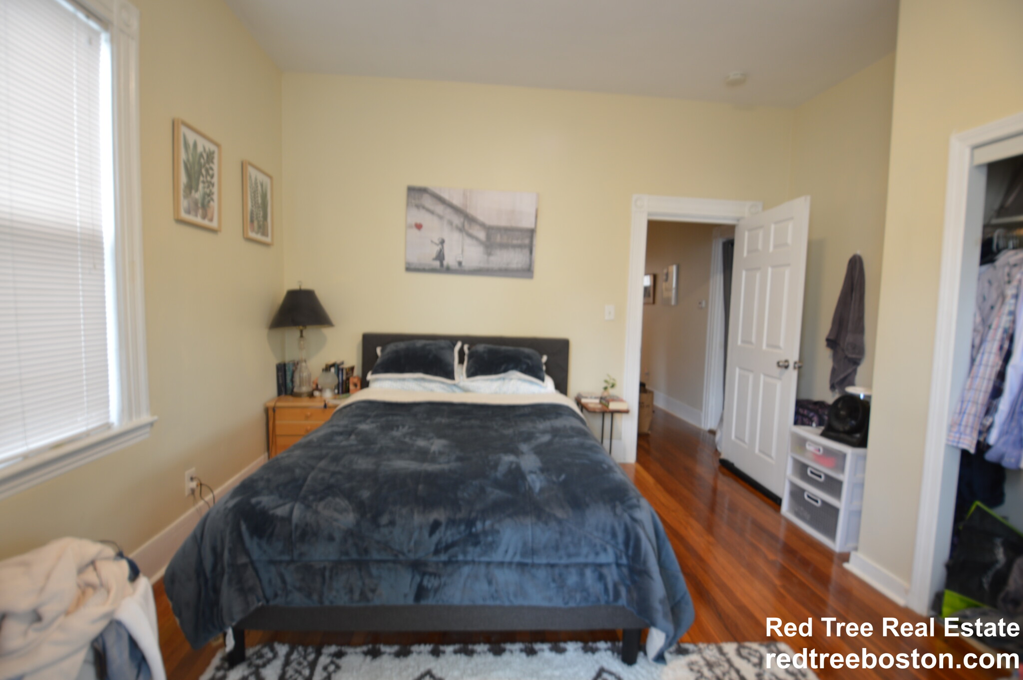 9 Fuller St, South Side