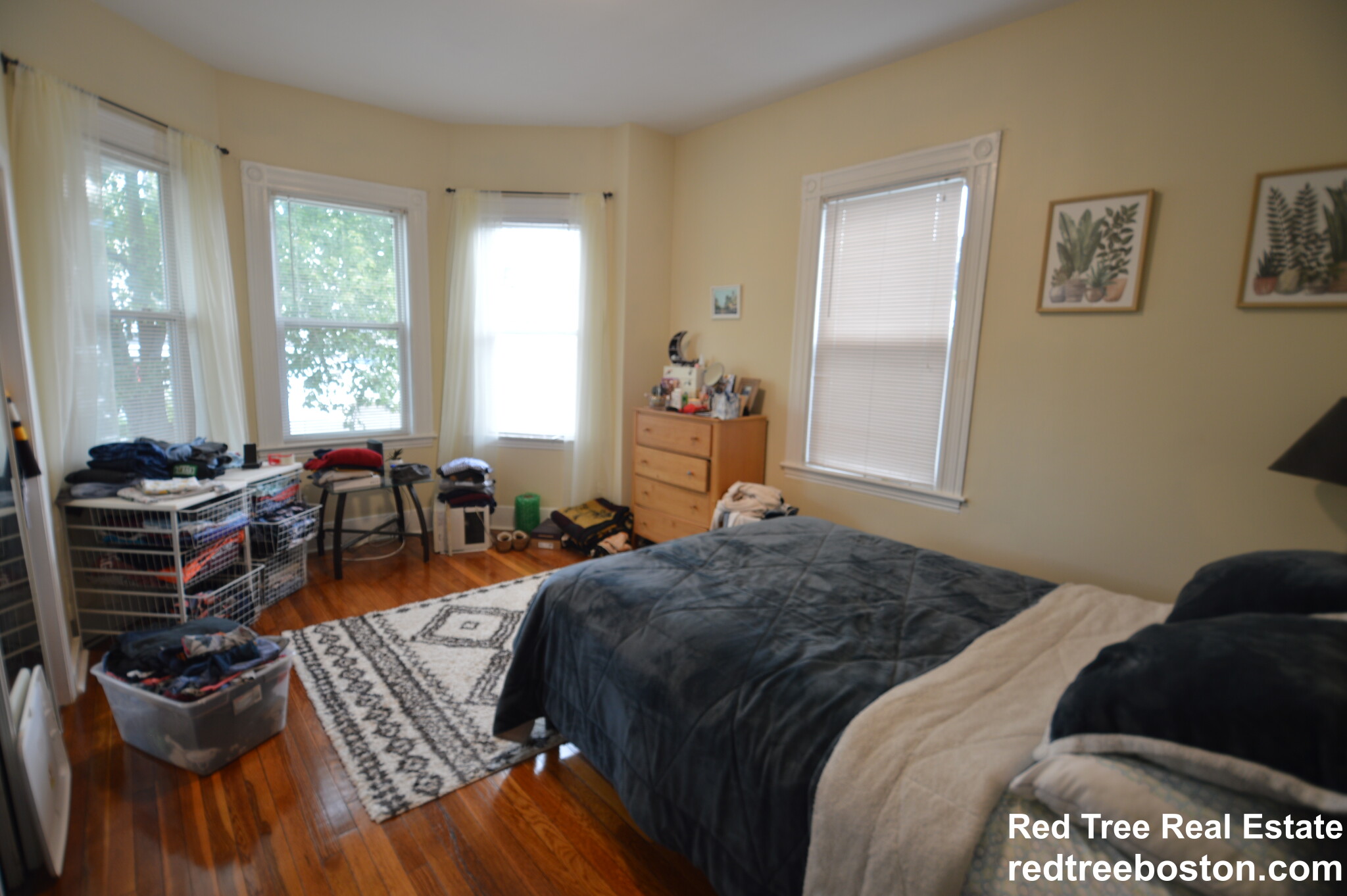 9 Fuller St, South Side