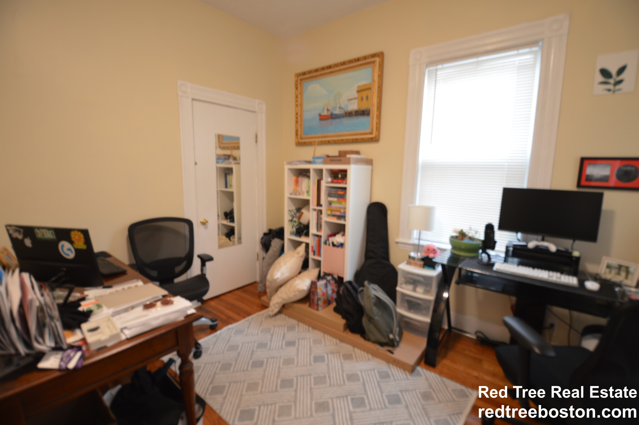 9 Fuller St, South Side