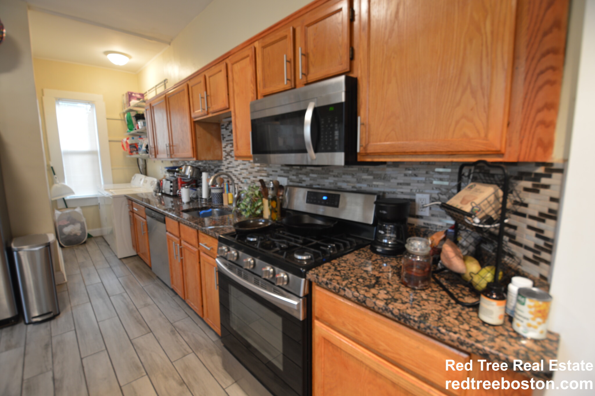 9 Fuller St, South Side