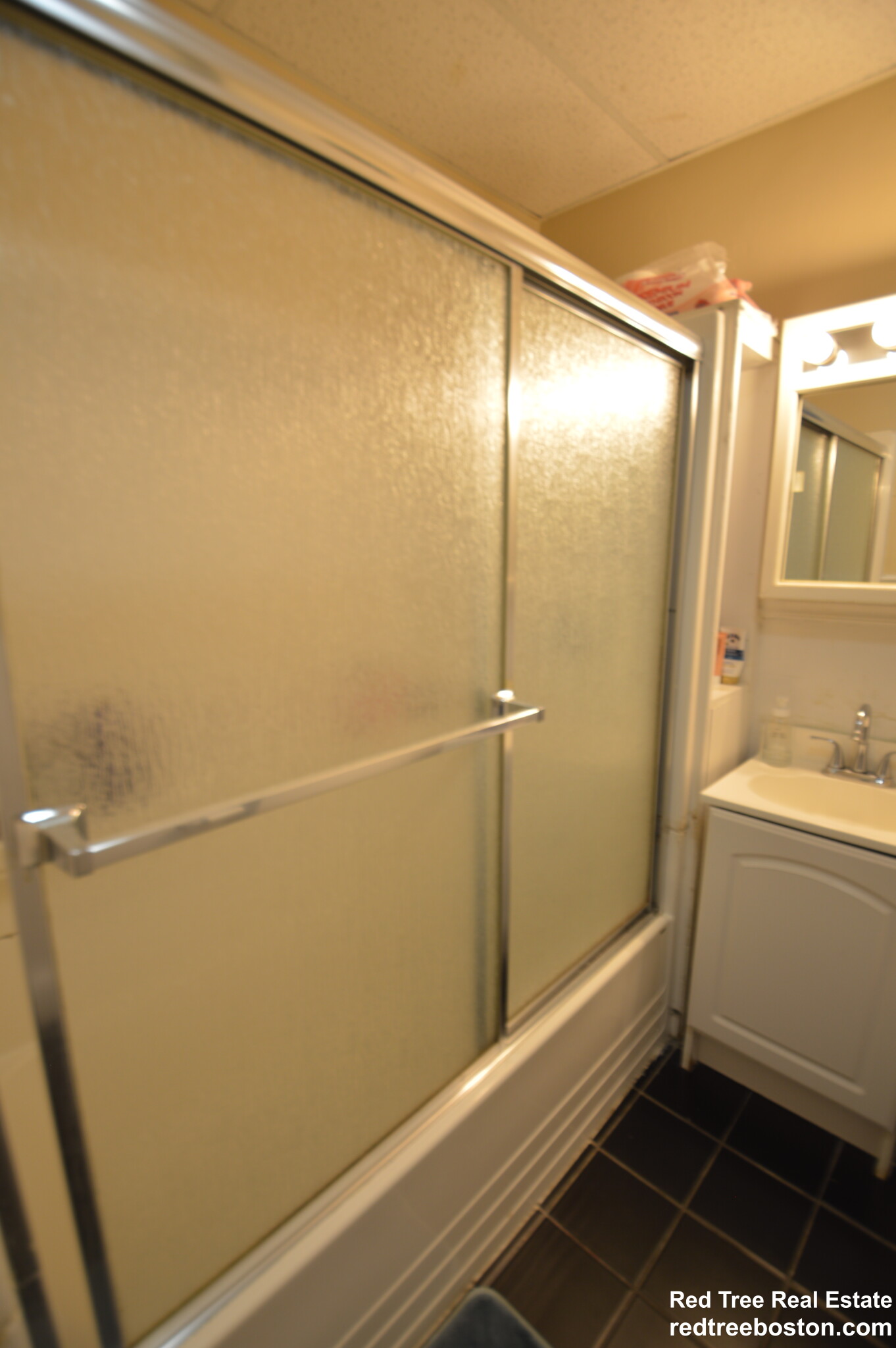 5 Fuller St, South Side