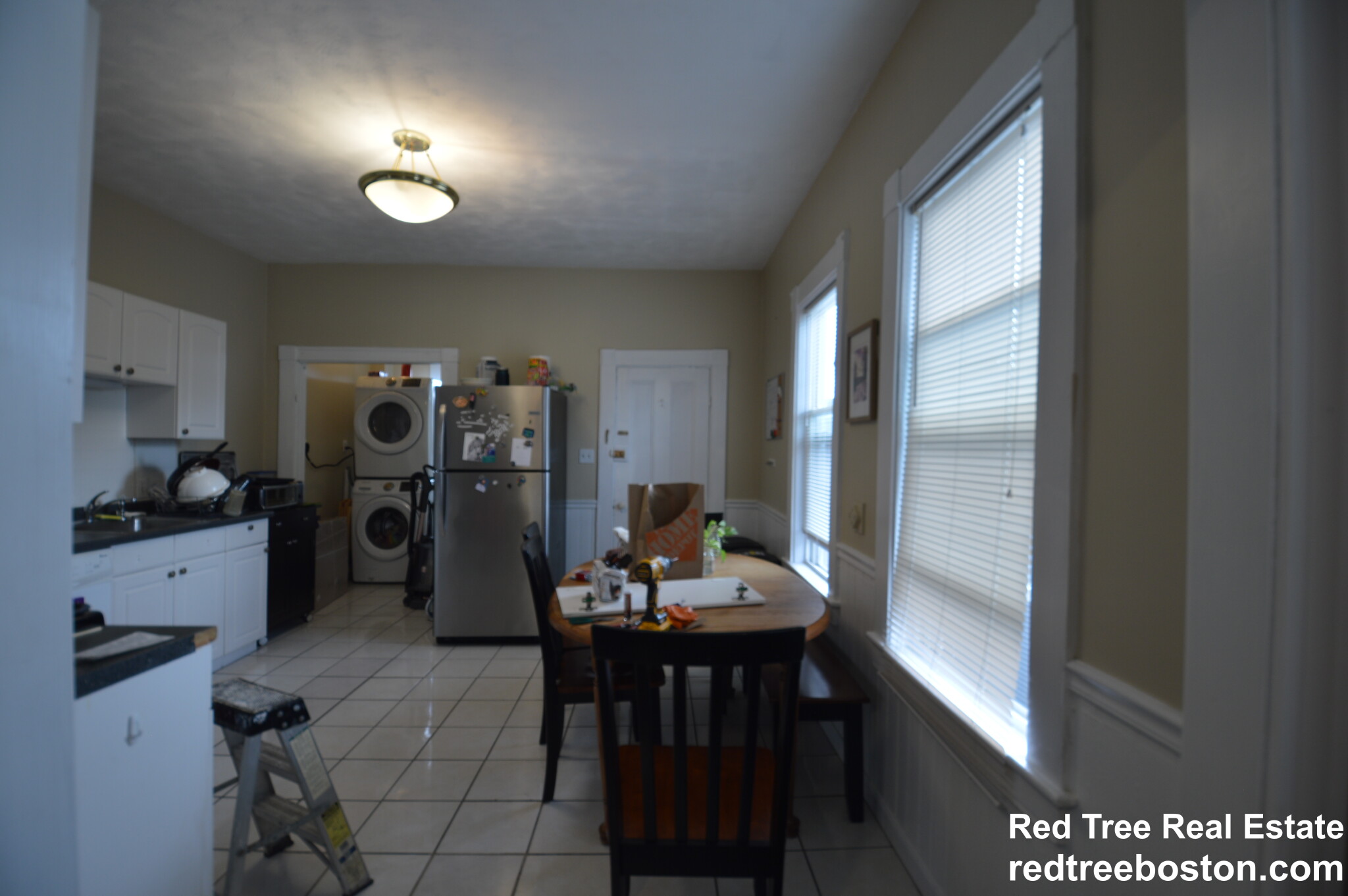 5 Fuller St, South Side