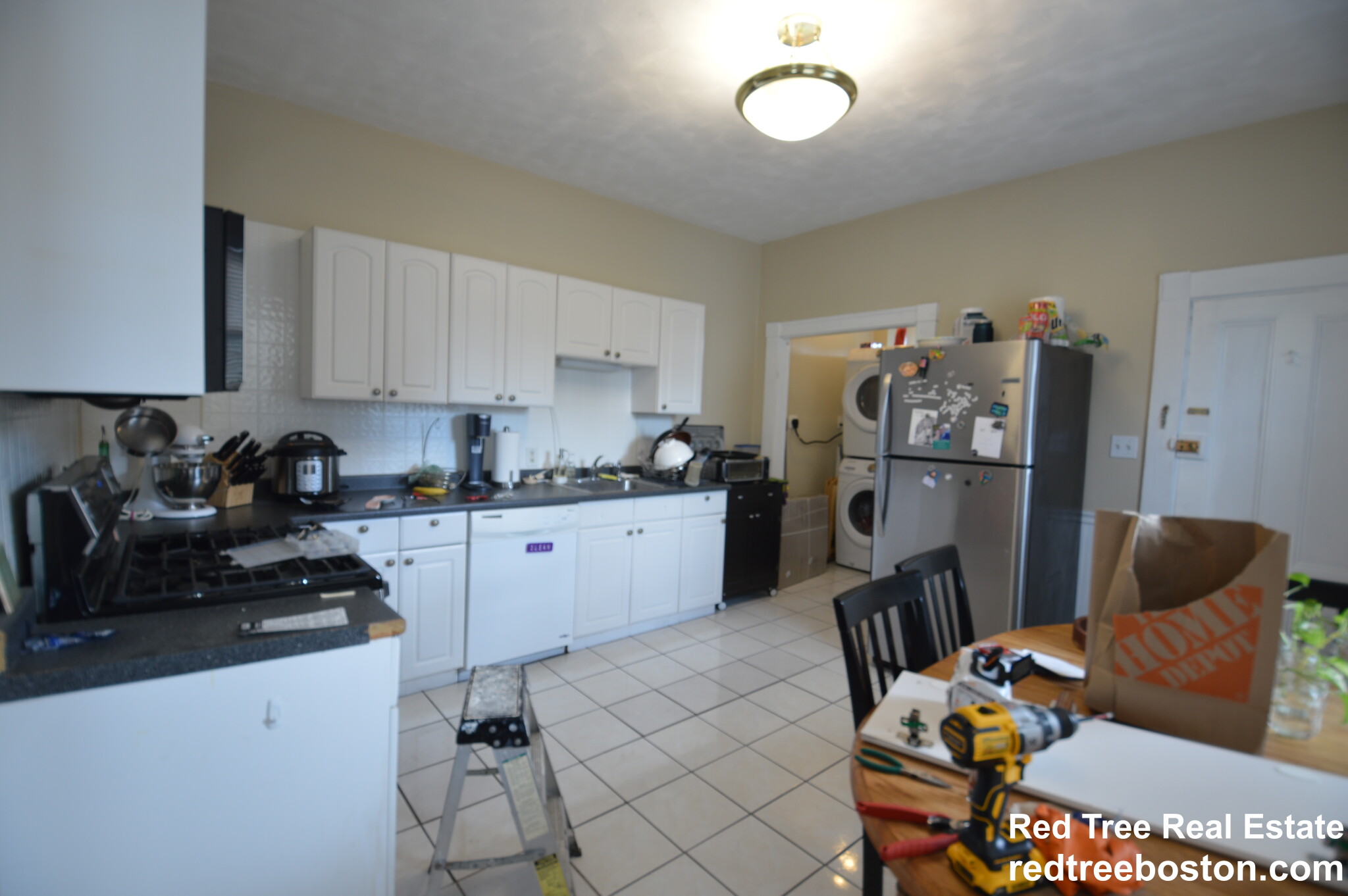 5 Fuller St, South Side