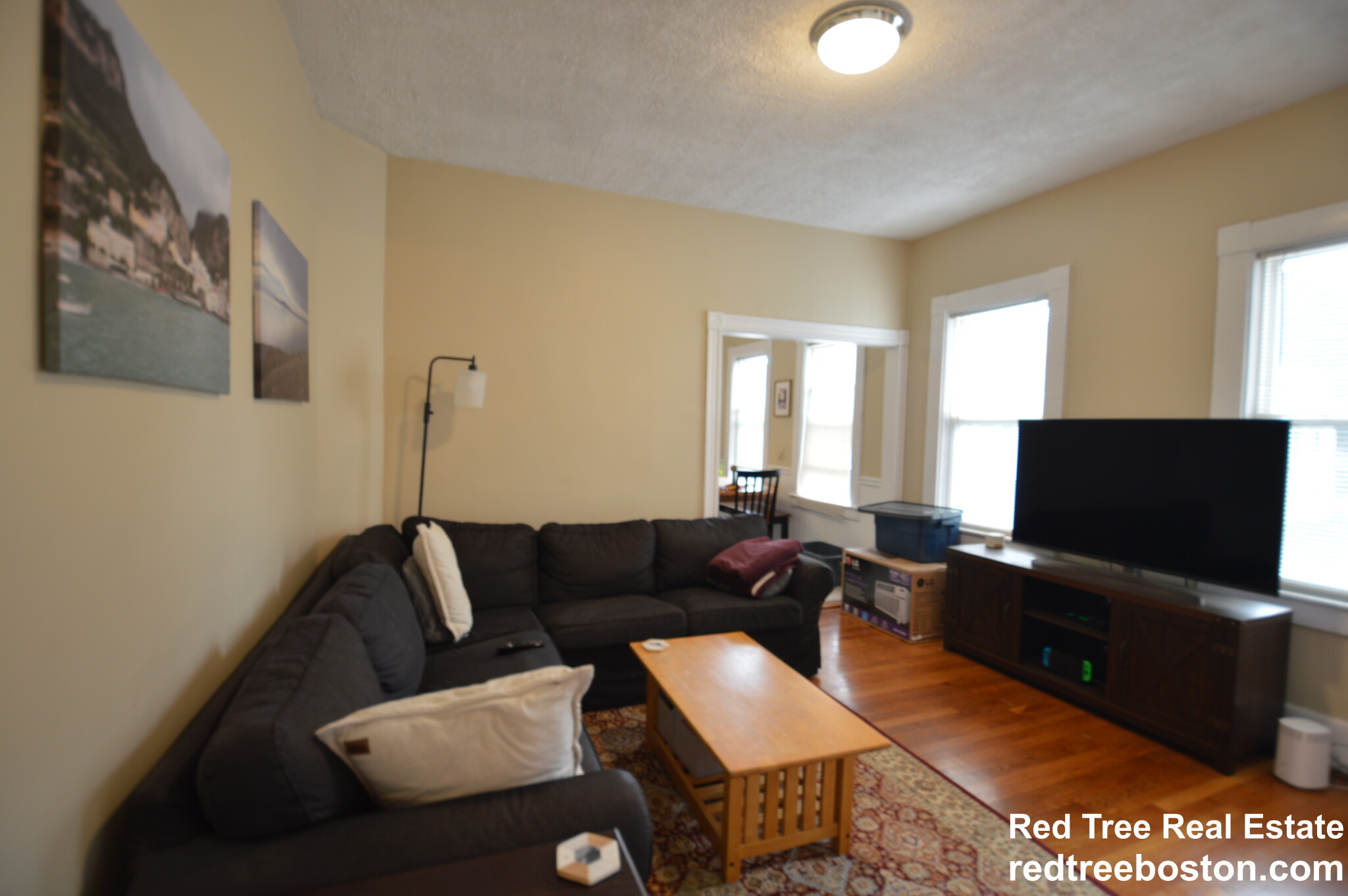 5 Fuller St, South Side