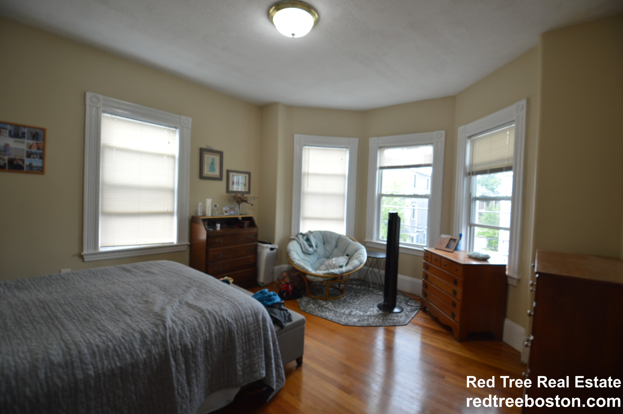 5 Fuller St, South Side