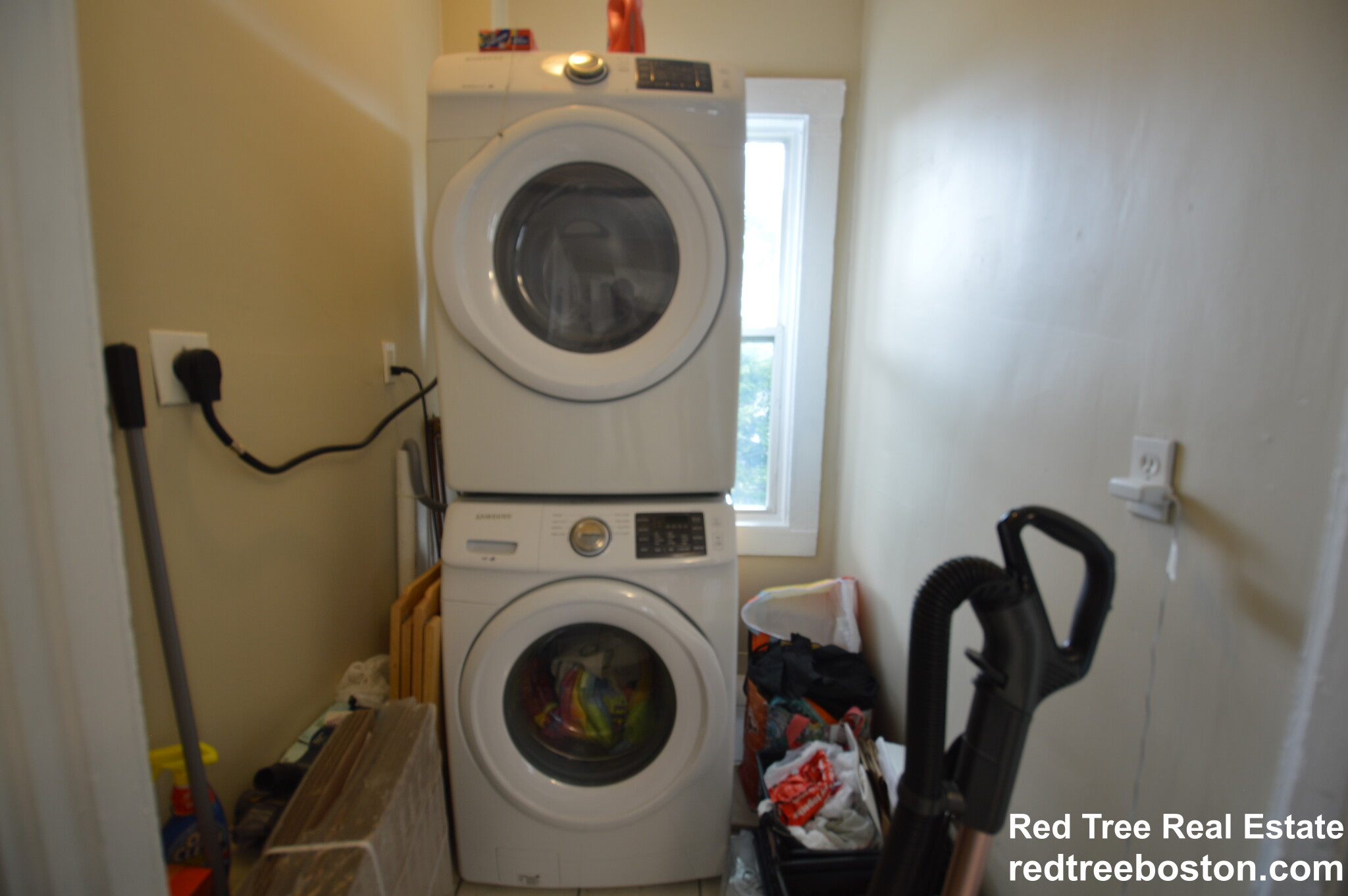 5 Fuller St, South Side