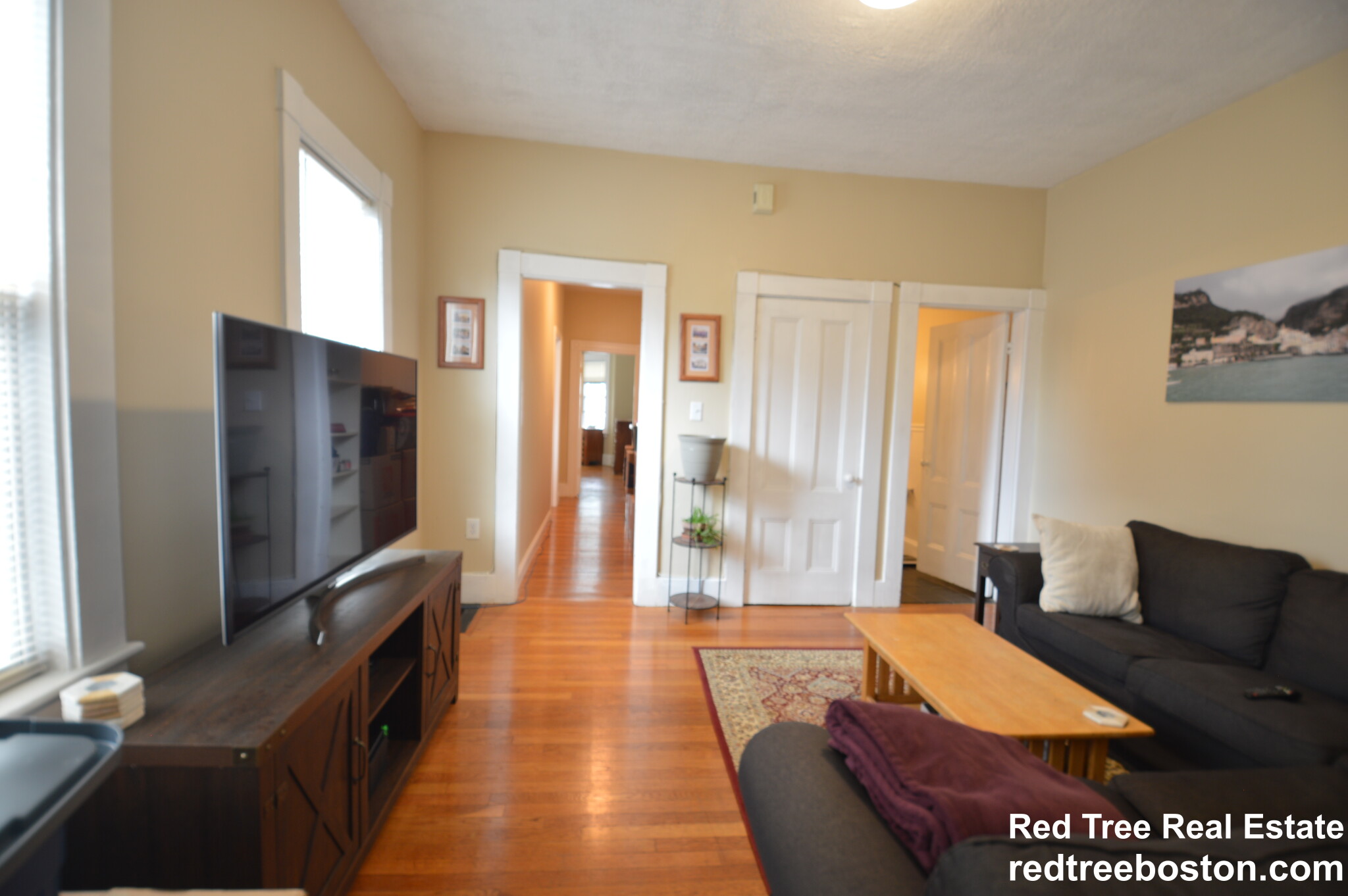 5 Fuller St, South Side