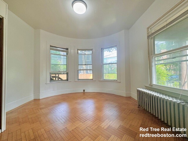 34 Auburn St, Coolidge Corner