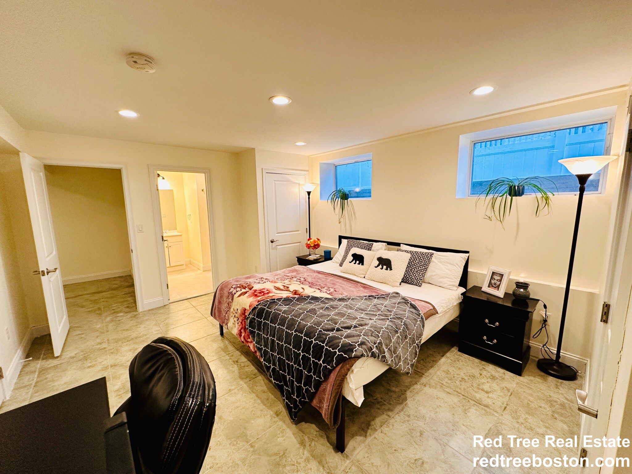 18 Senator Bolling Circle, Dorchester