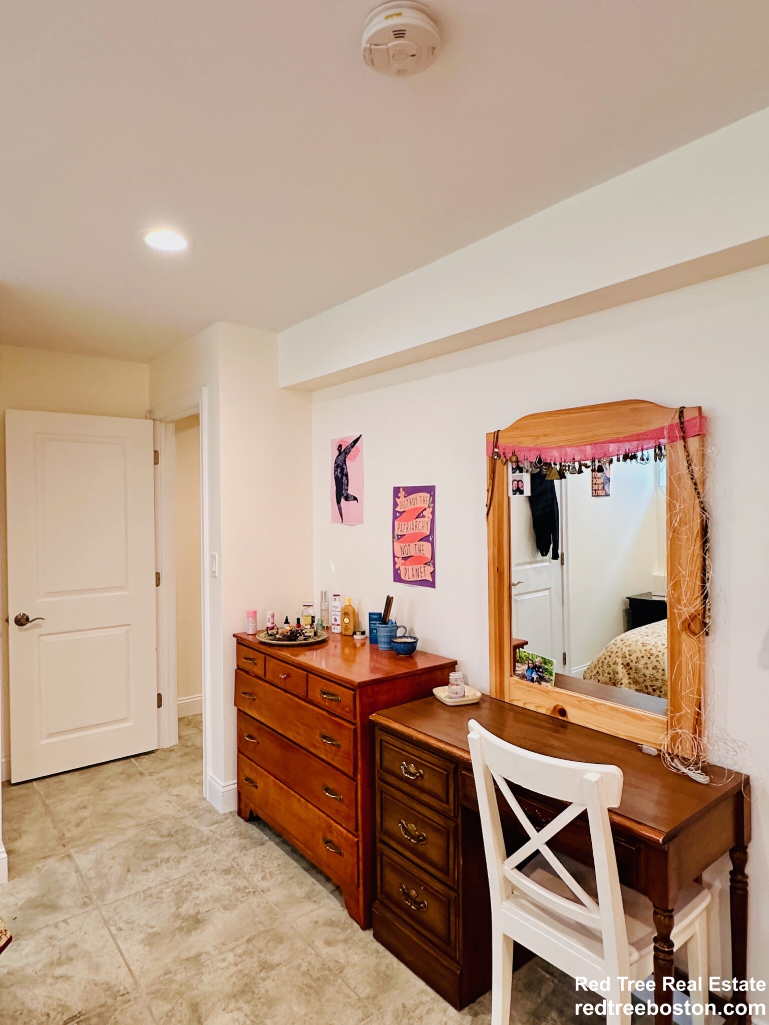 18 Senator Bolling Circle, Dorchester