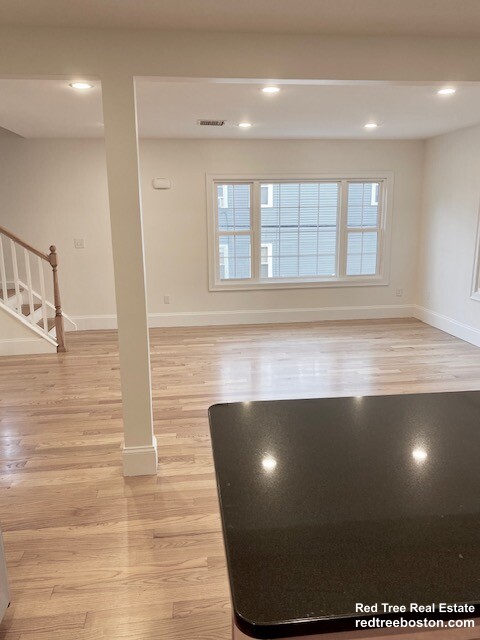 16 Plainfield, Jamaica Plain