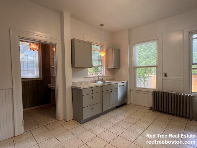 34 Auburn St, Coolidge Corner