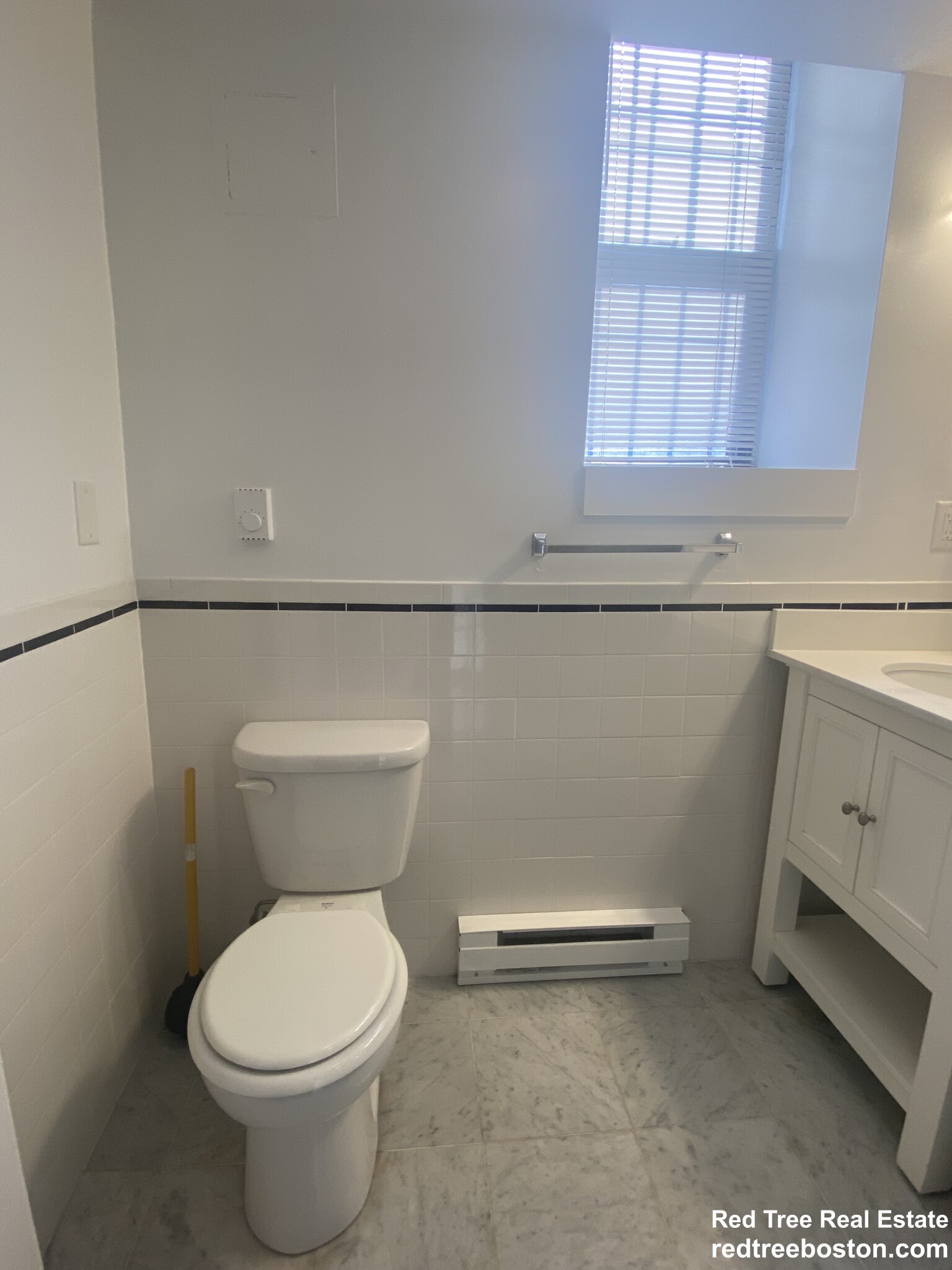 111 Queensberry St, Fenway