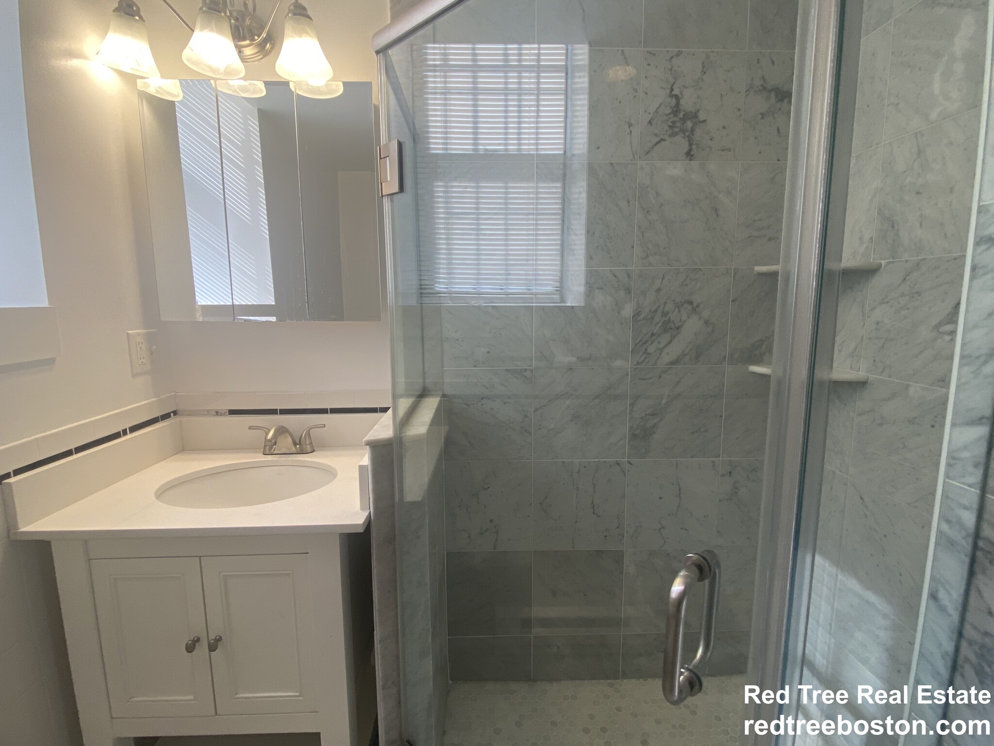 111 Queensberry St, Fenway