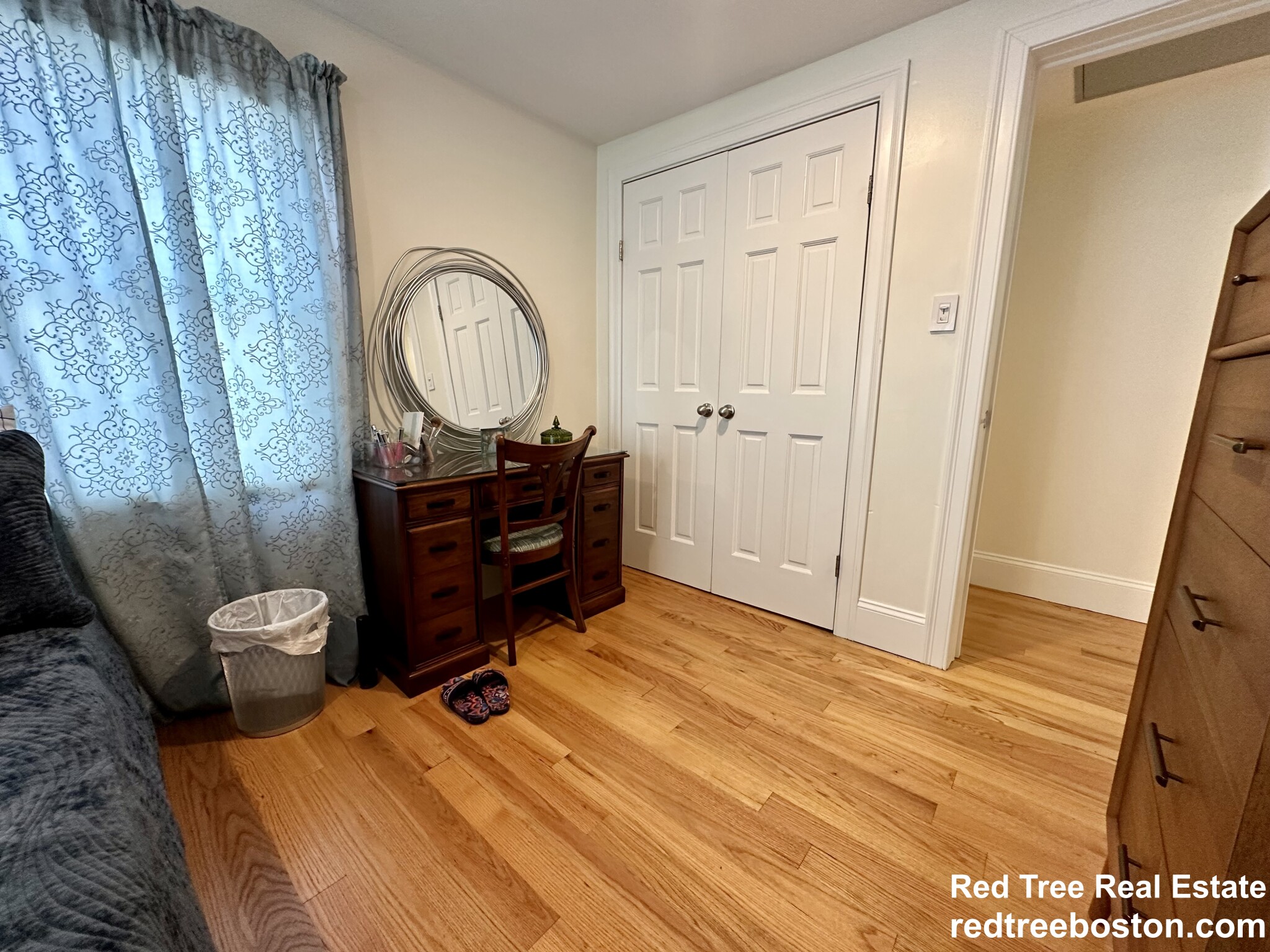 16 Plainfield, Jamaica Plain