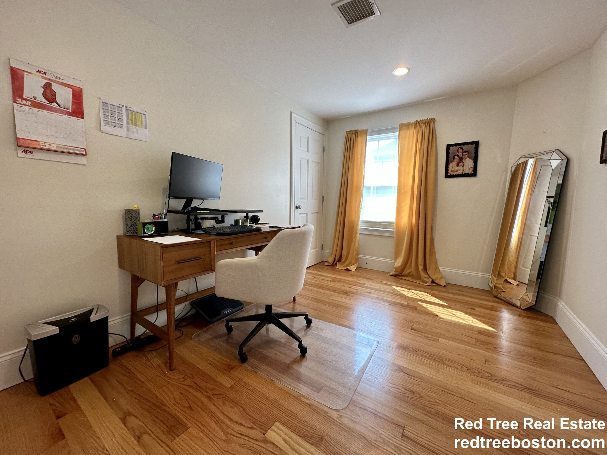 16 Plainfield, Jamaica Plain