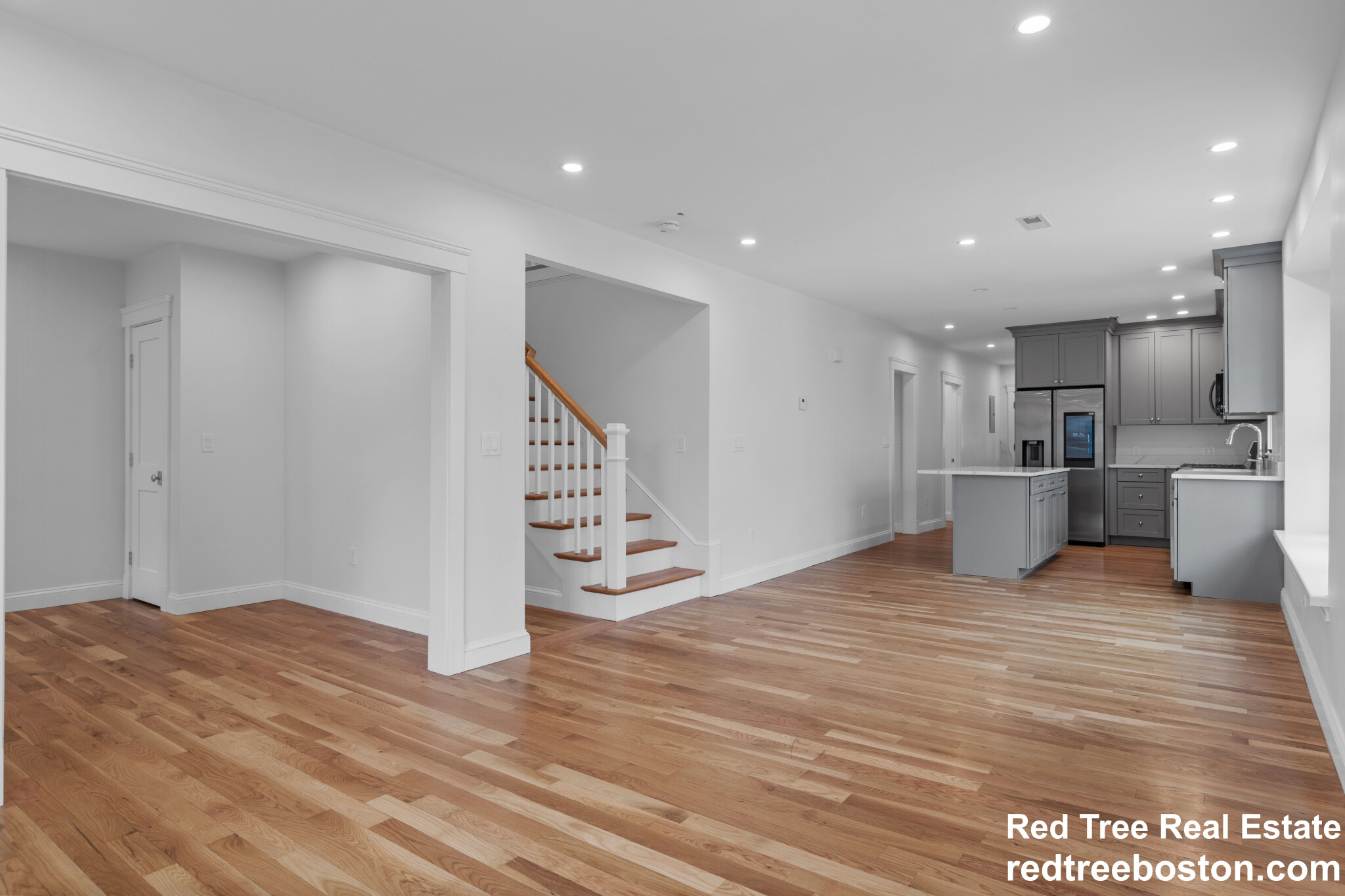 33 Farragut Ave, Medford