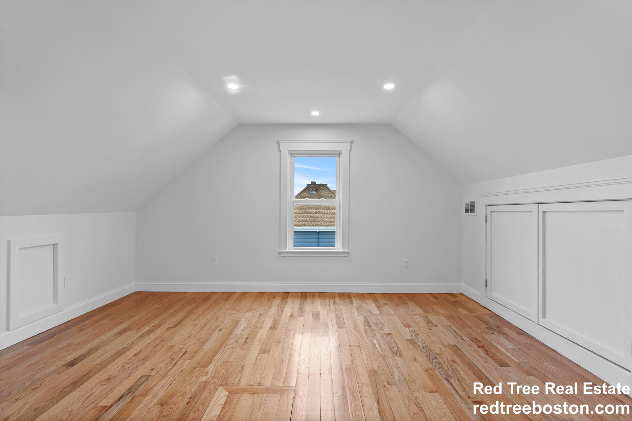 33 Farragut Ave, Medford