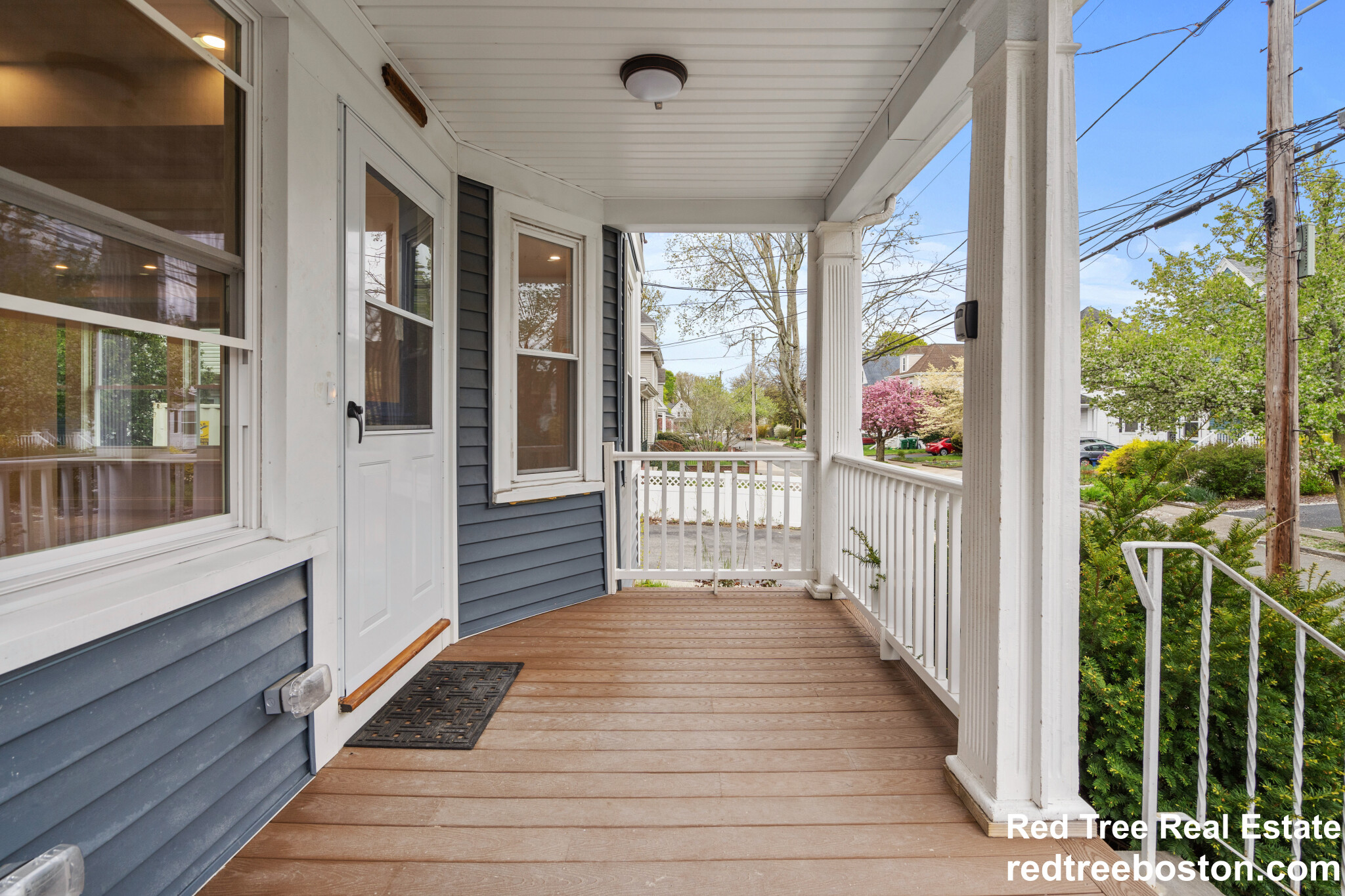 33 Farragut Ave, Medford