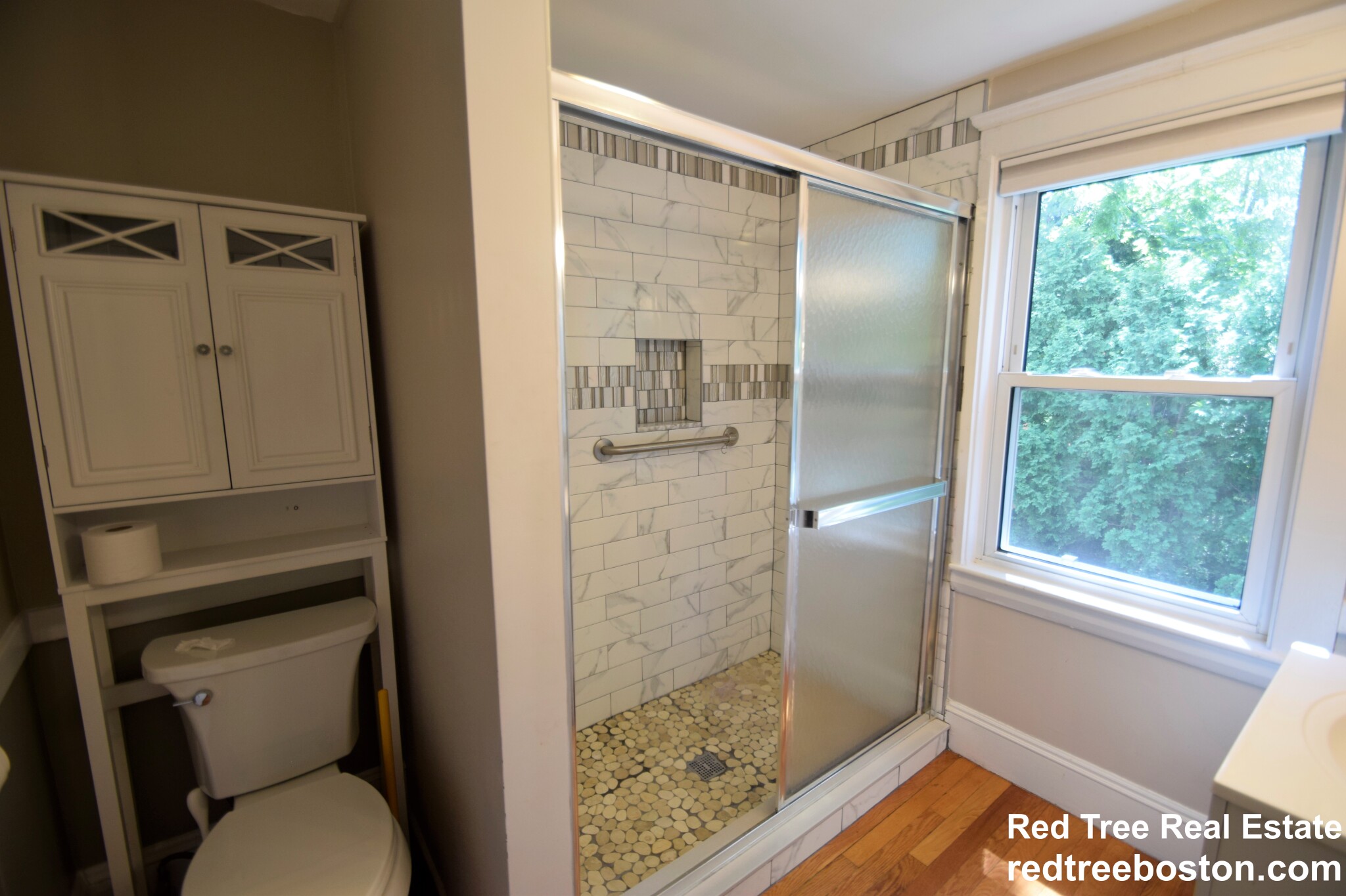 20 Oak Ter, Newton Highlands